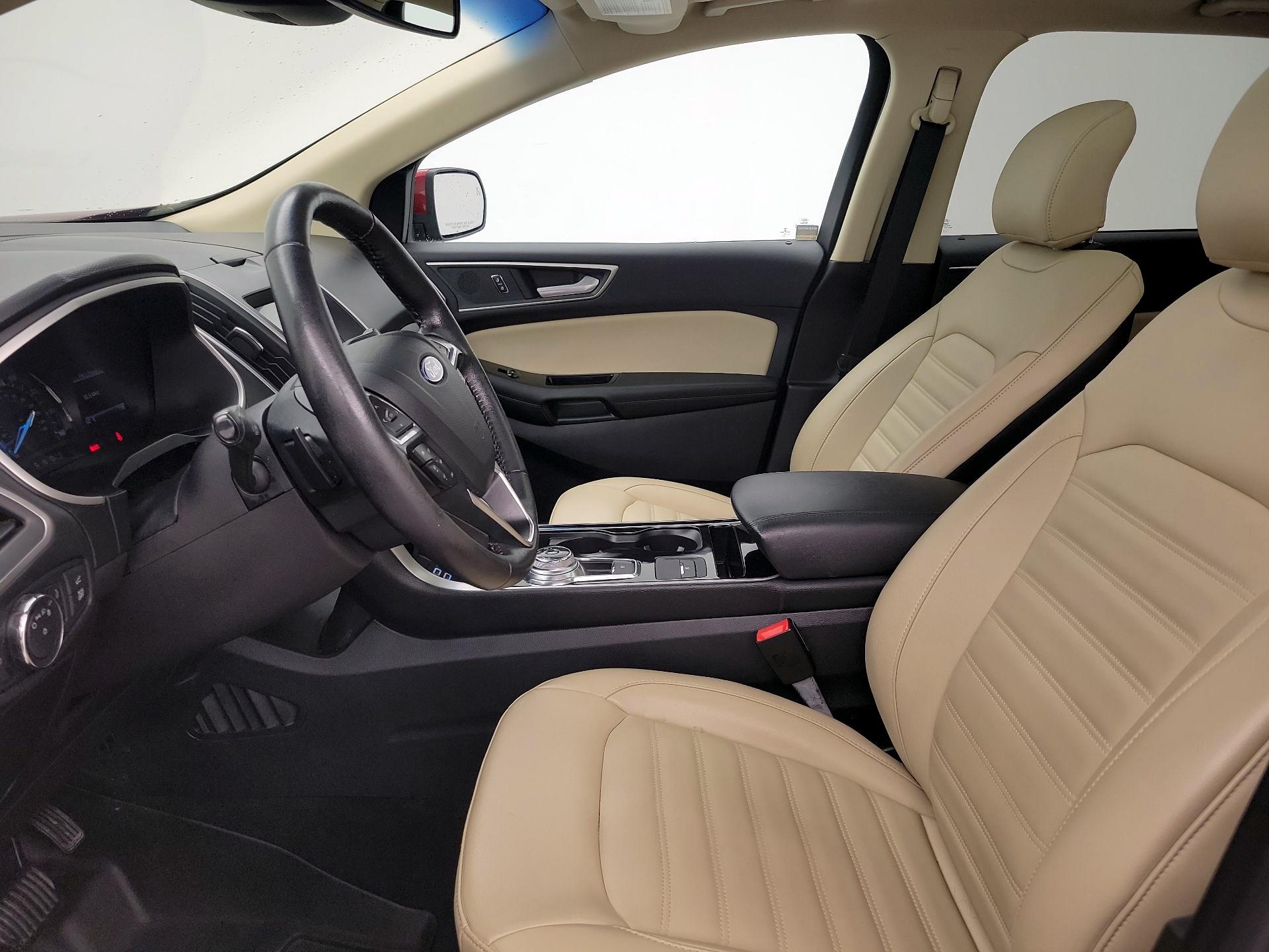 Thumbnail: 2019 Ford Edge - 11