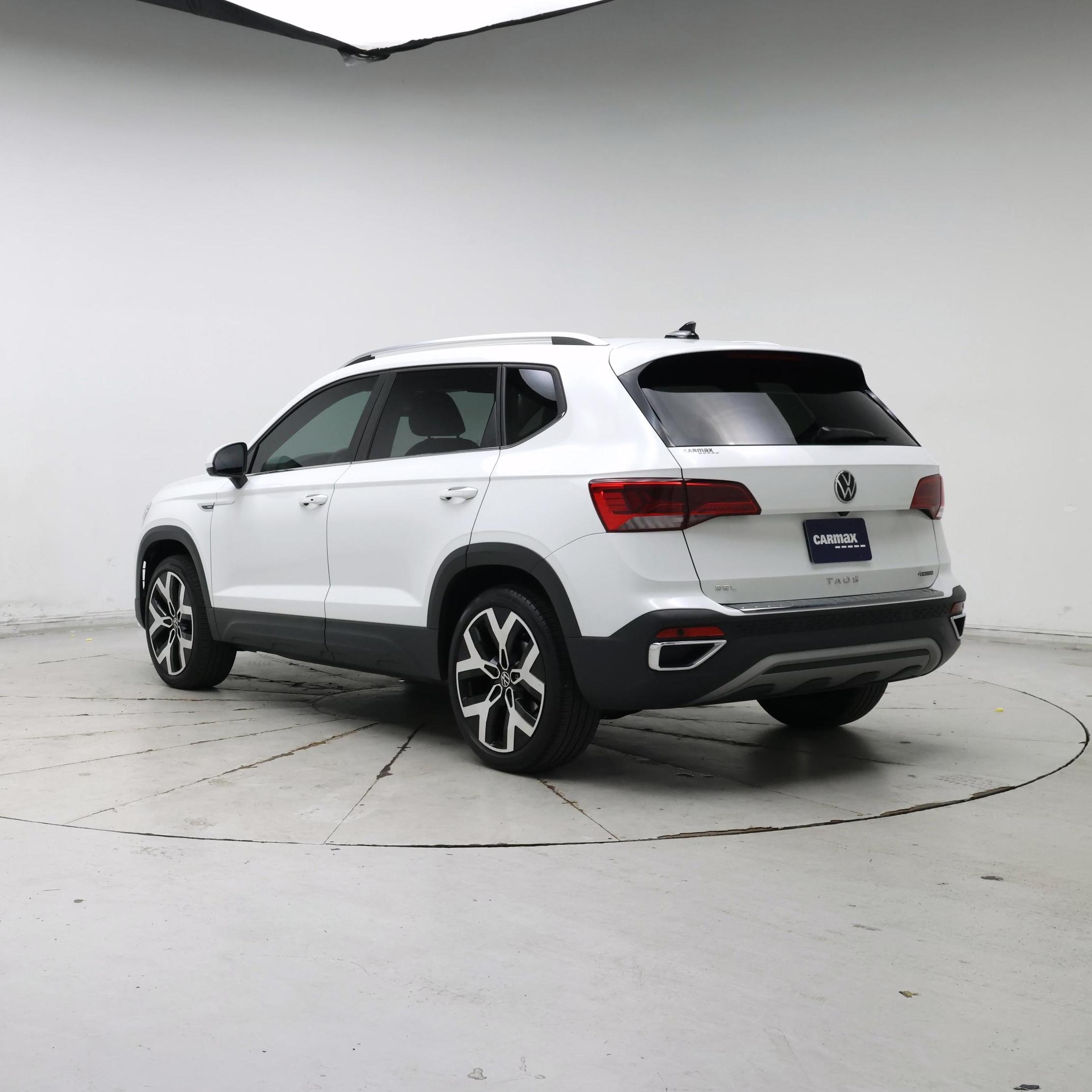 Thumbnail: 2022 Volkswagen Taos - 2