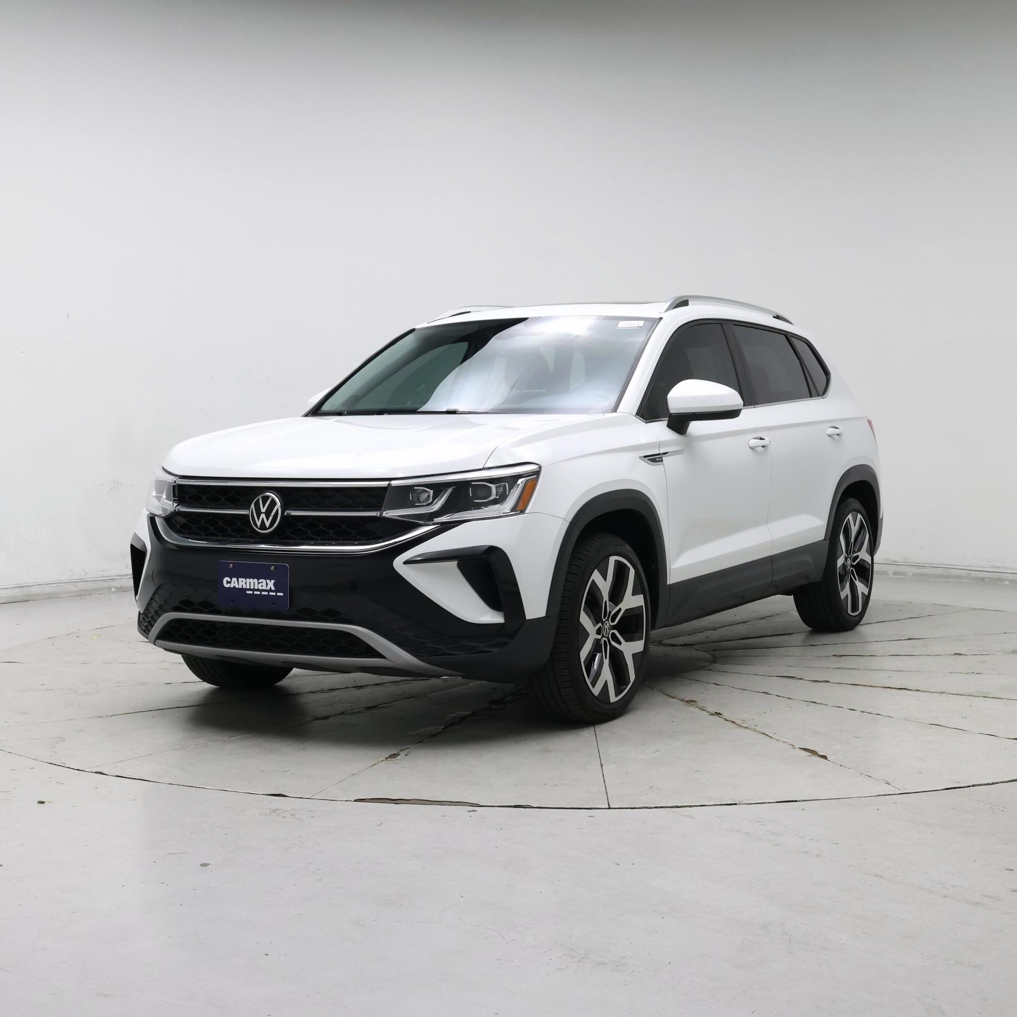 Thumbnail: 2022 Volkswagen Taos - 4