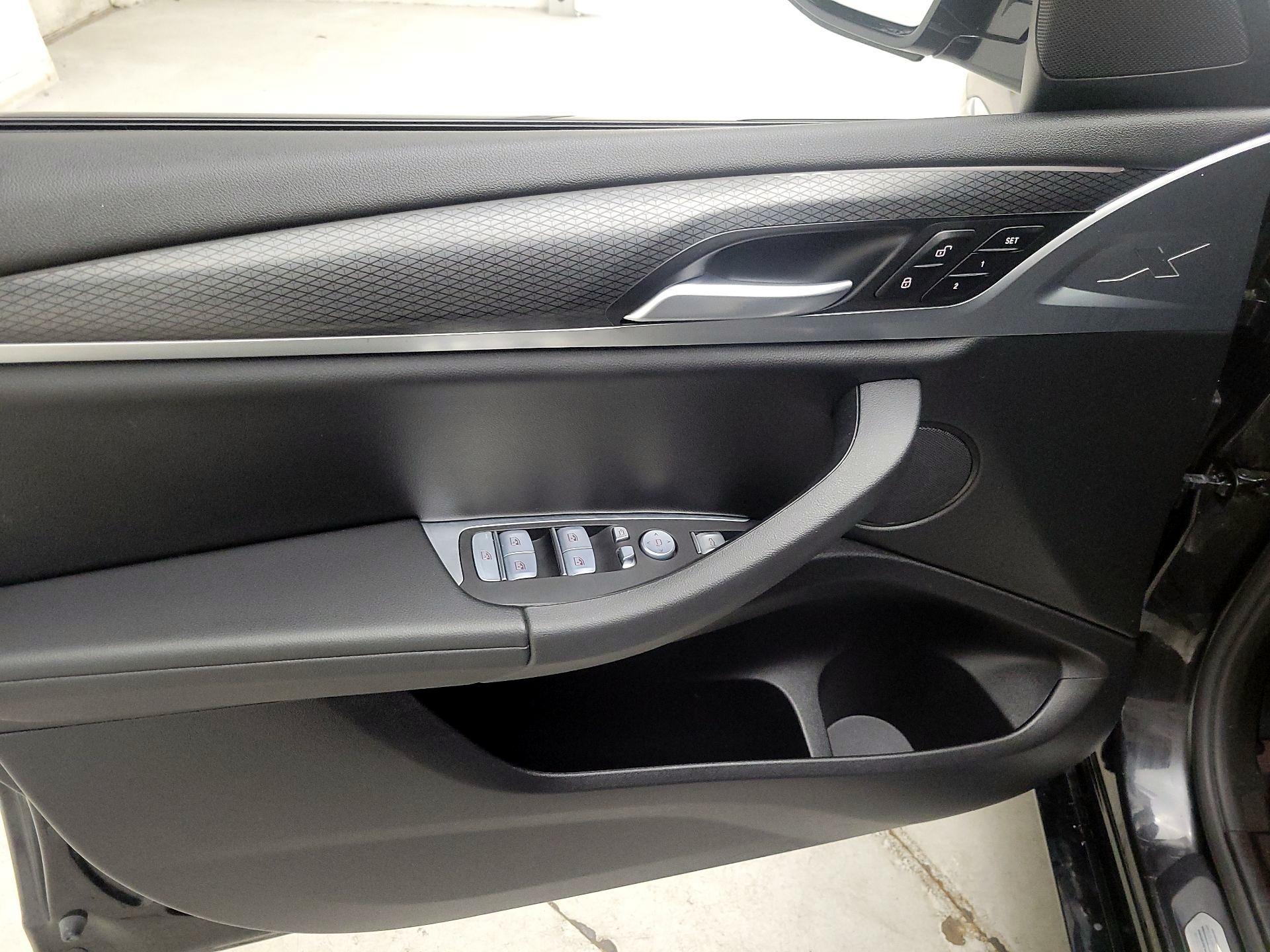 Thumbnail: 2022 BMW X3 - 12