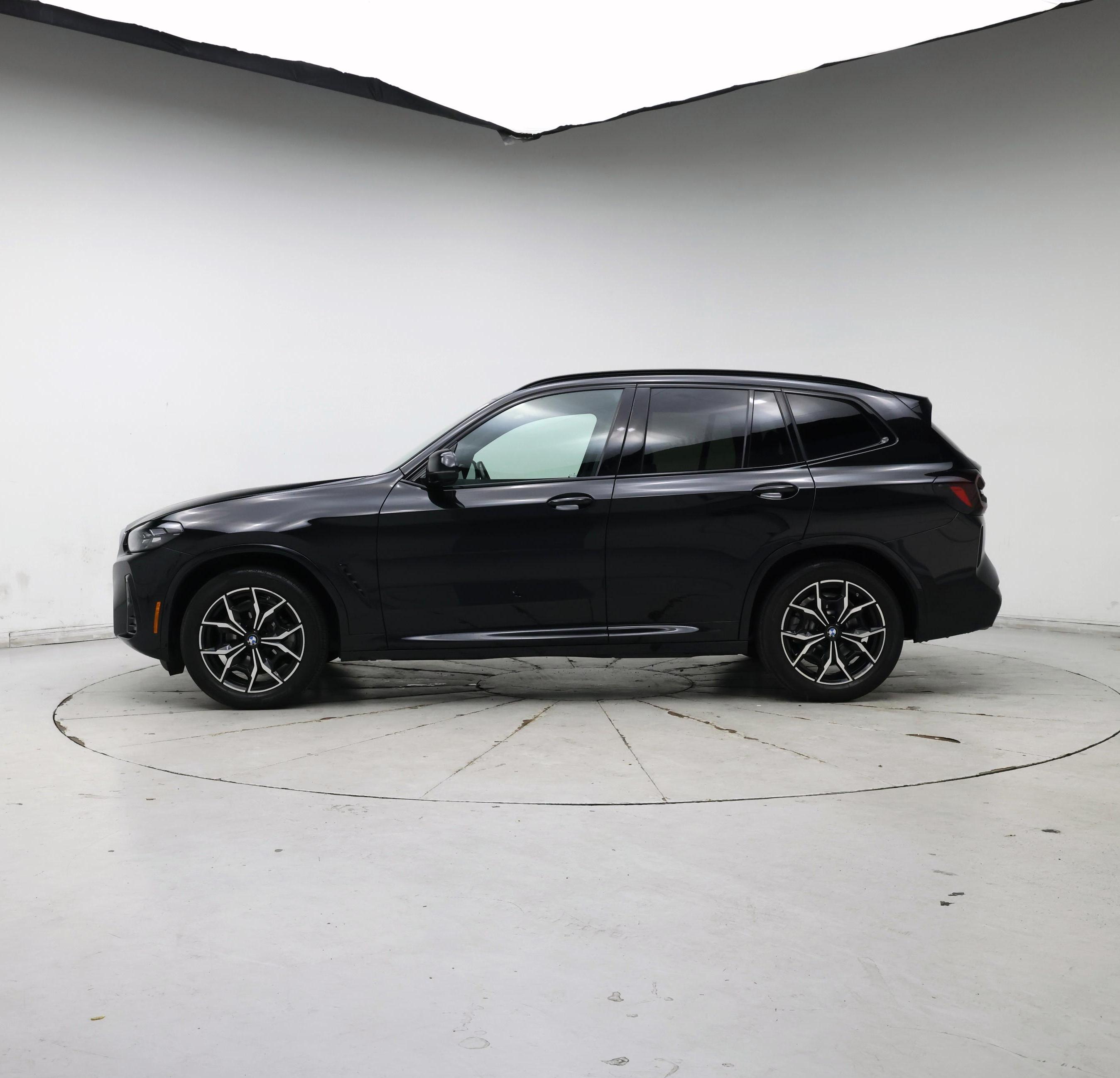 Thumbnail: 2022 BMW X3 - 3