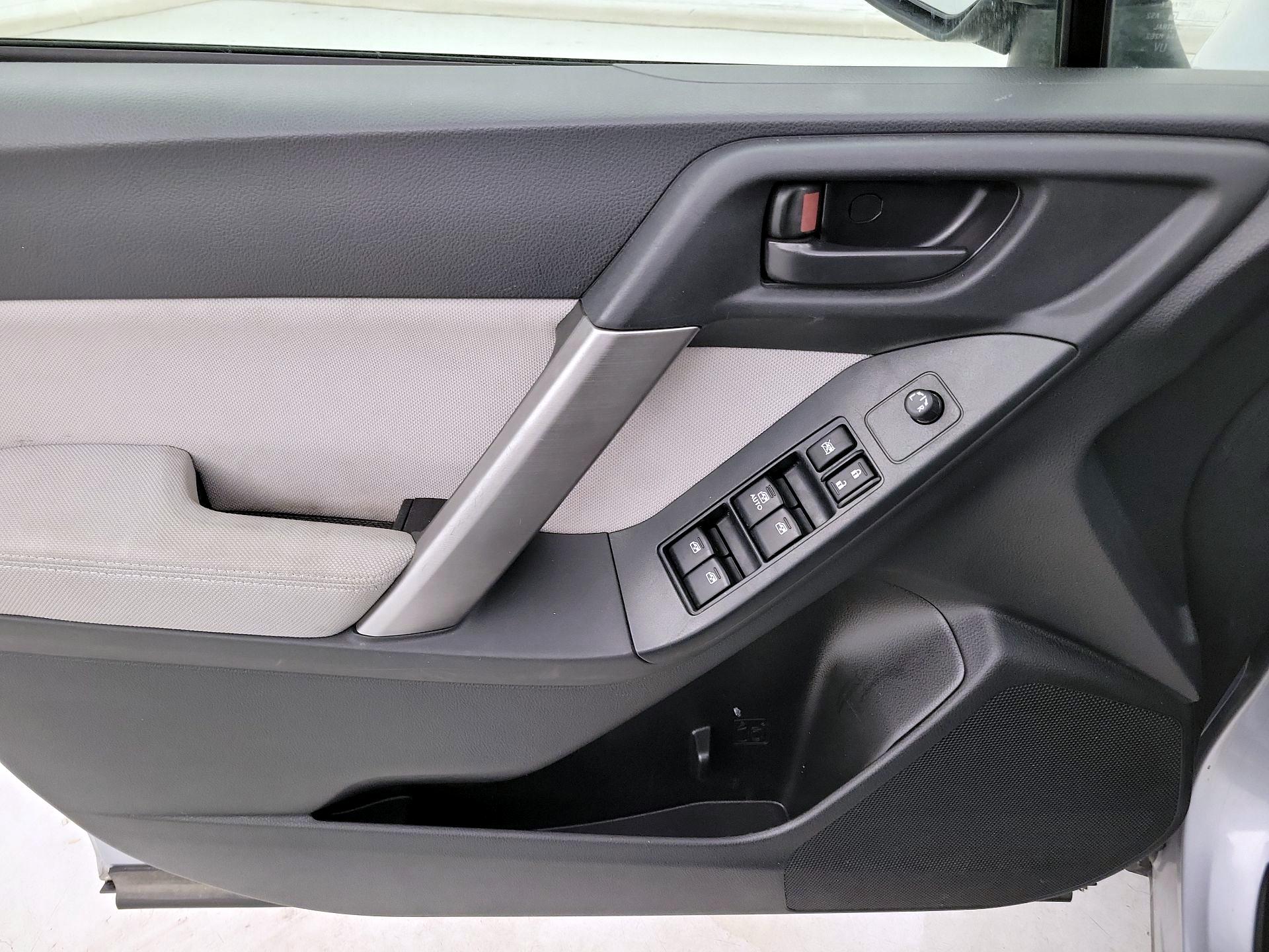 Thumbnail: 2014 Subaru Forester - 12