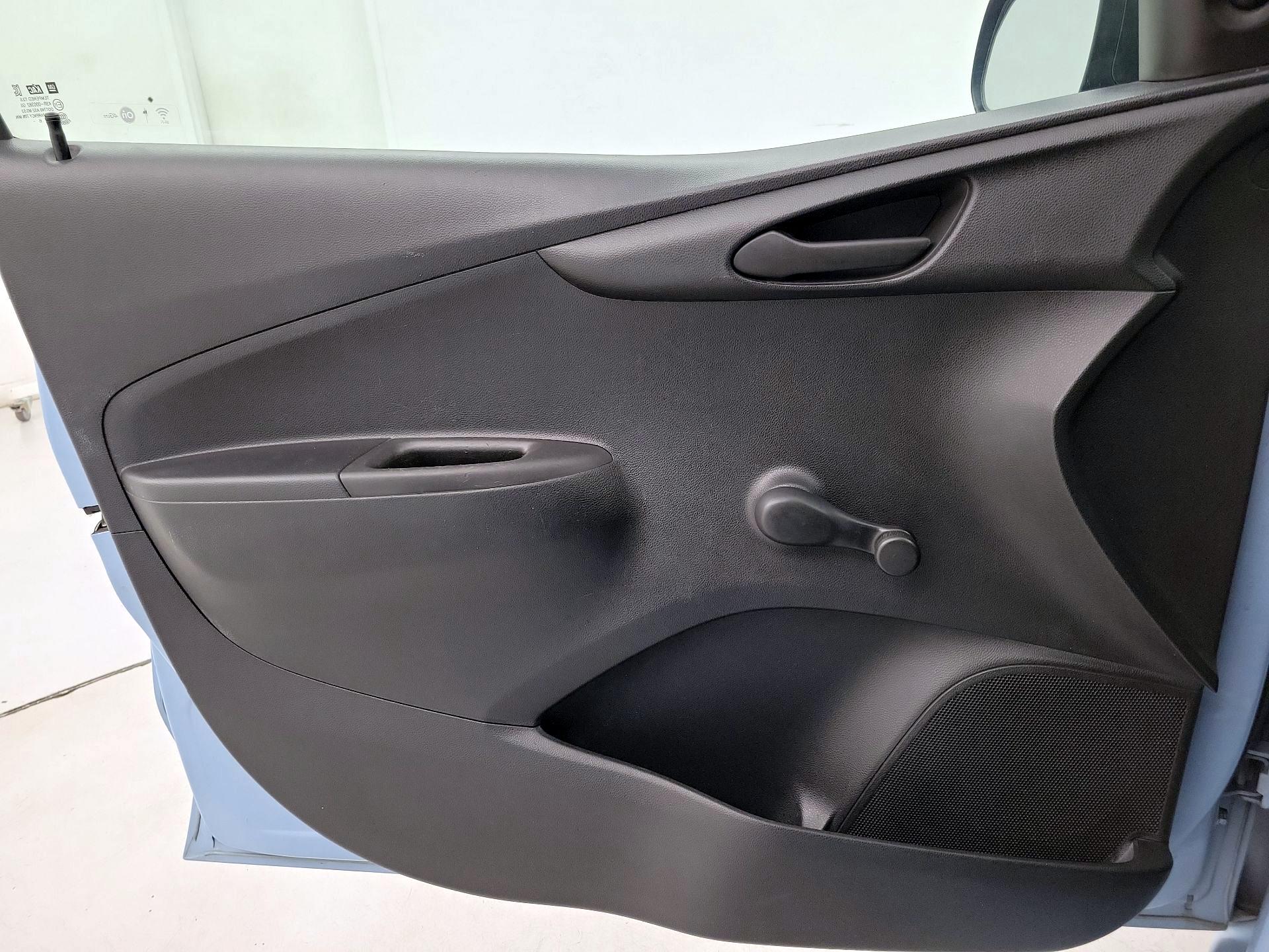 Thumbnail: 2016 Chevrolet Spark - 12