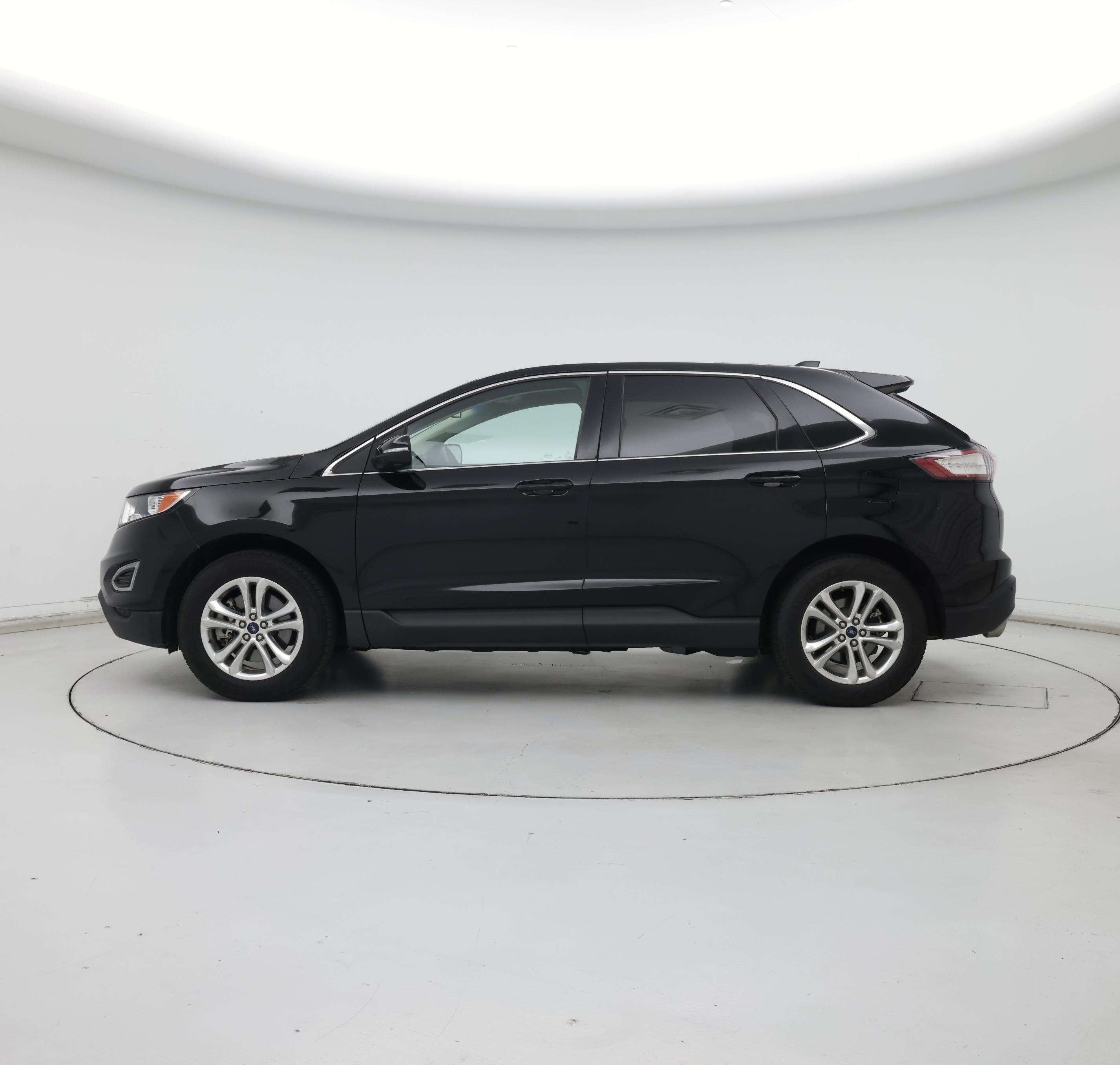 Thumbnail: 2016 Ford Edge - 3