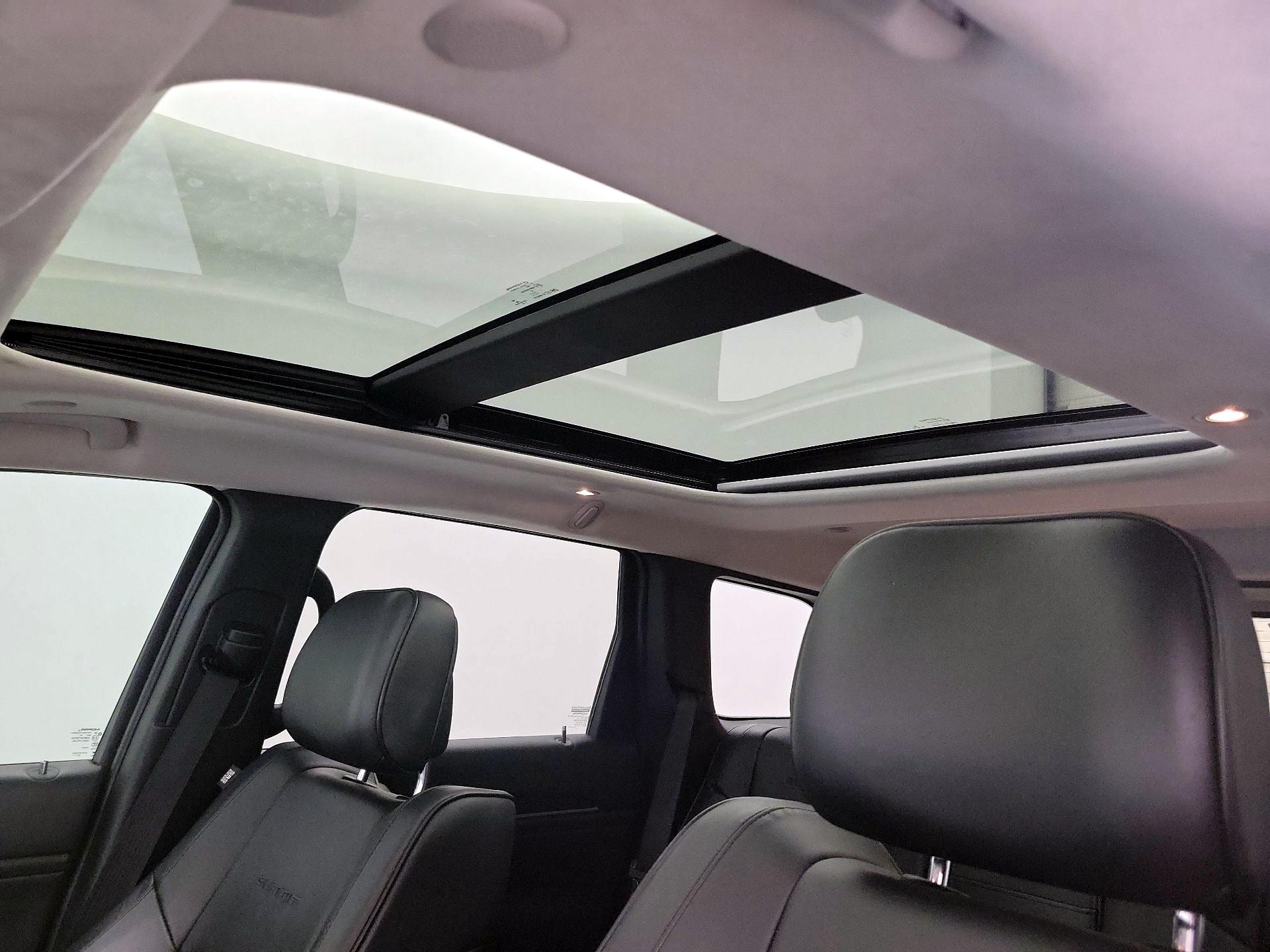 Thumbnail: 2018 Jeep Grand Cherokee - 20