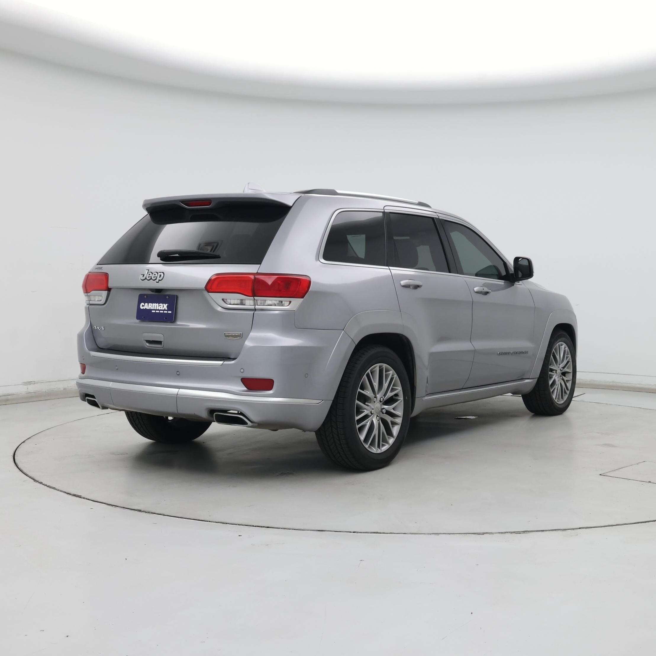 Thumbnail: 2018 Jeep Grand Cherokee - 8