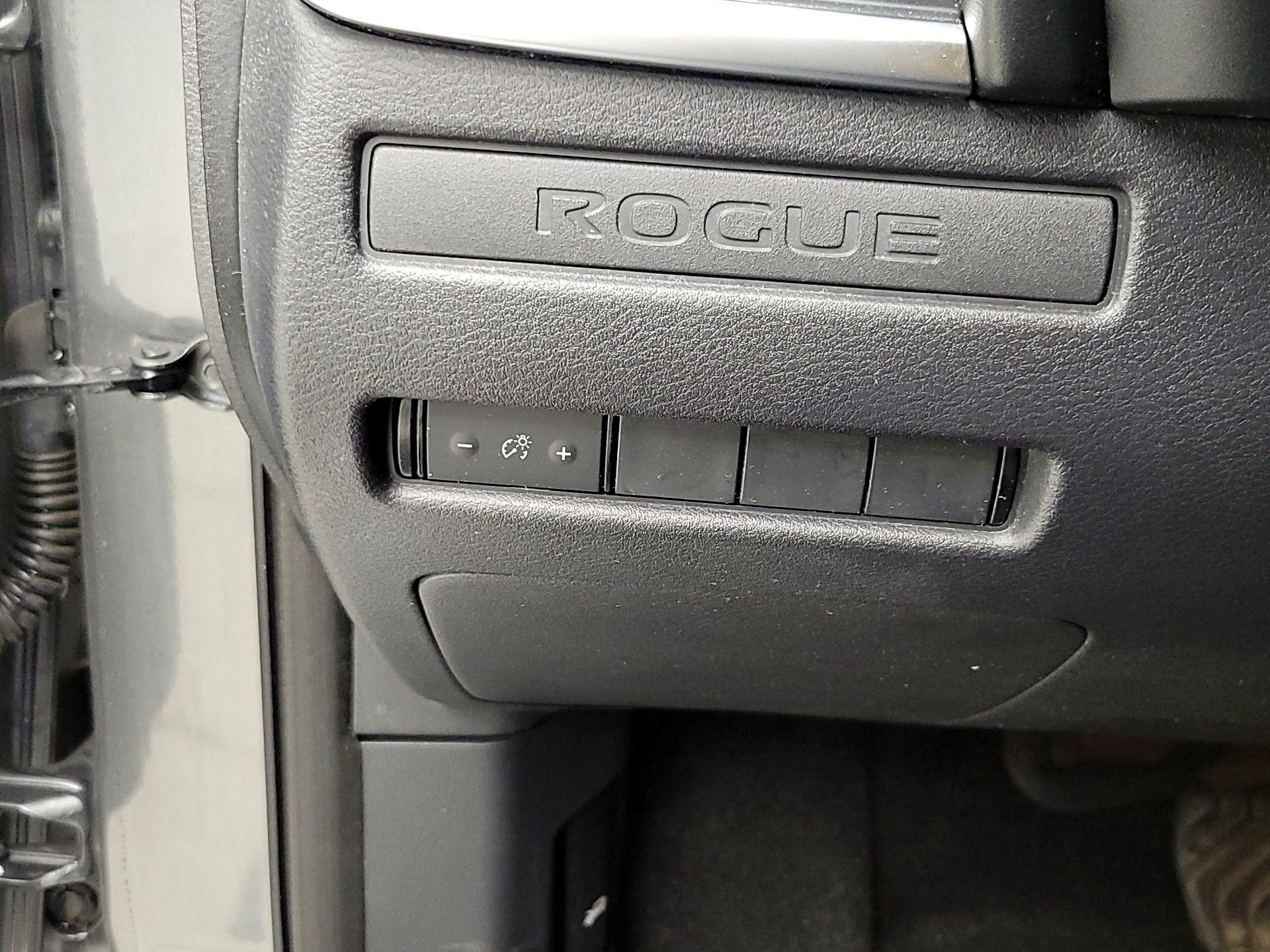Thumbnail: 2023 Nissan Rogue - 13