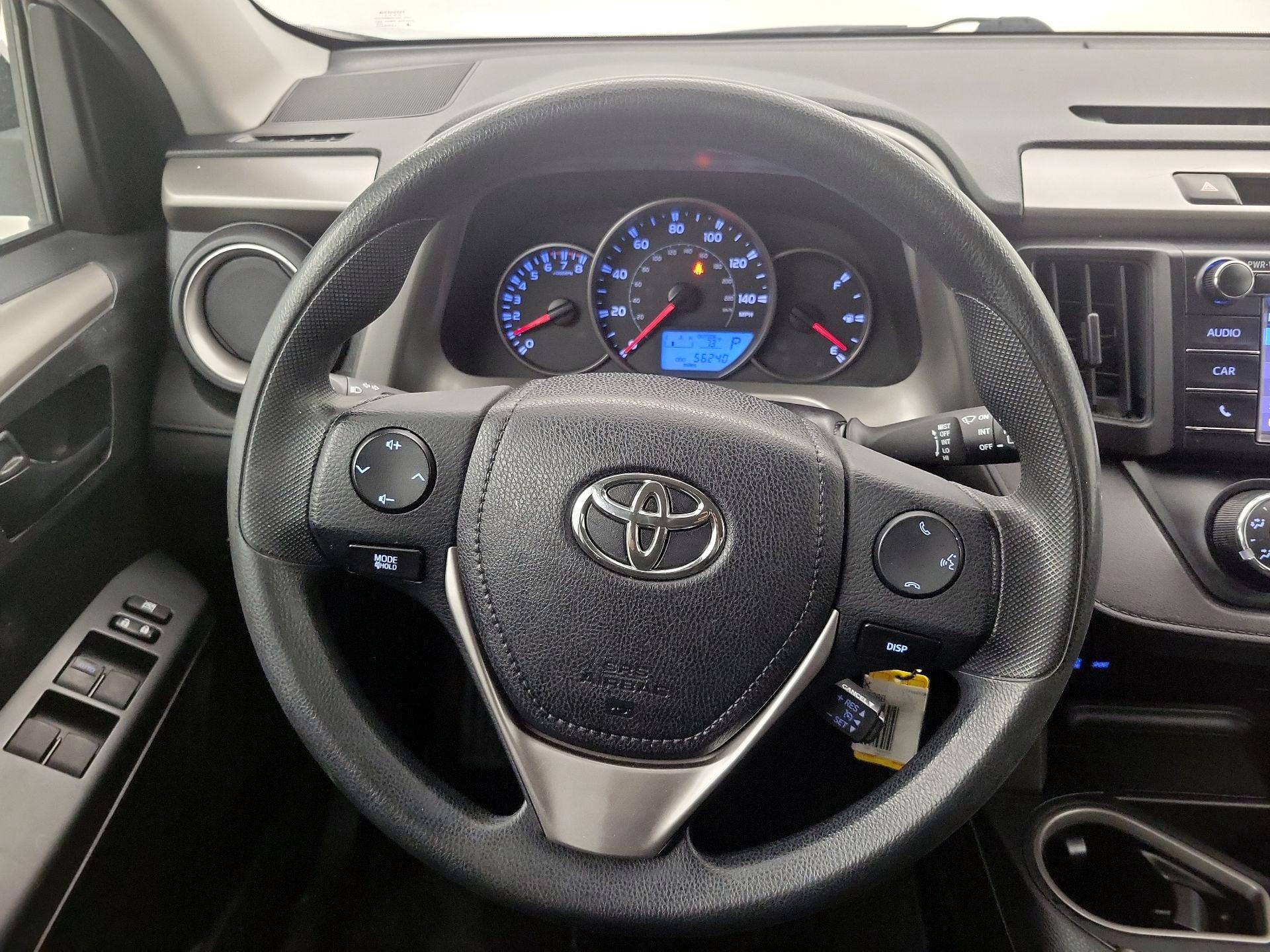 Thumbnail: 2016 Toyota RAV4 - 10