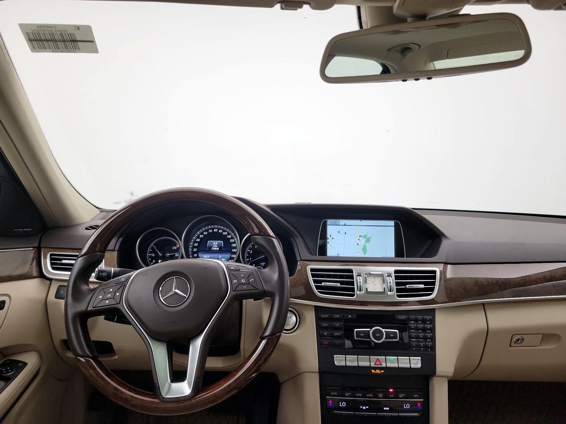 Thumbnail: 2014 Mercedes-Benz E-Class - 9