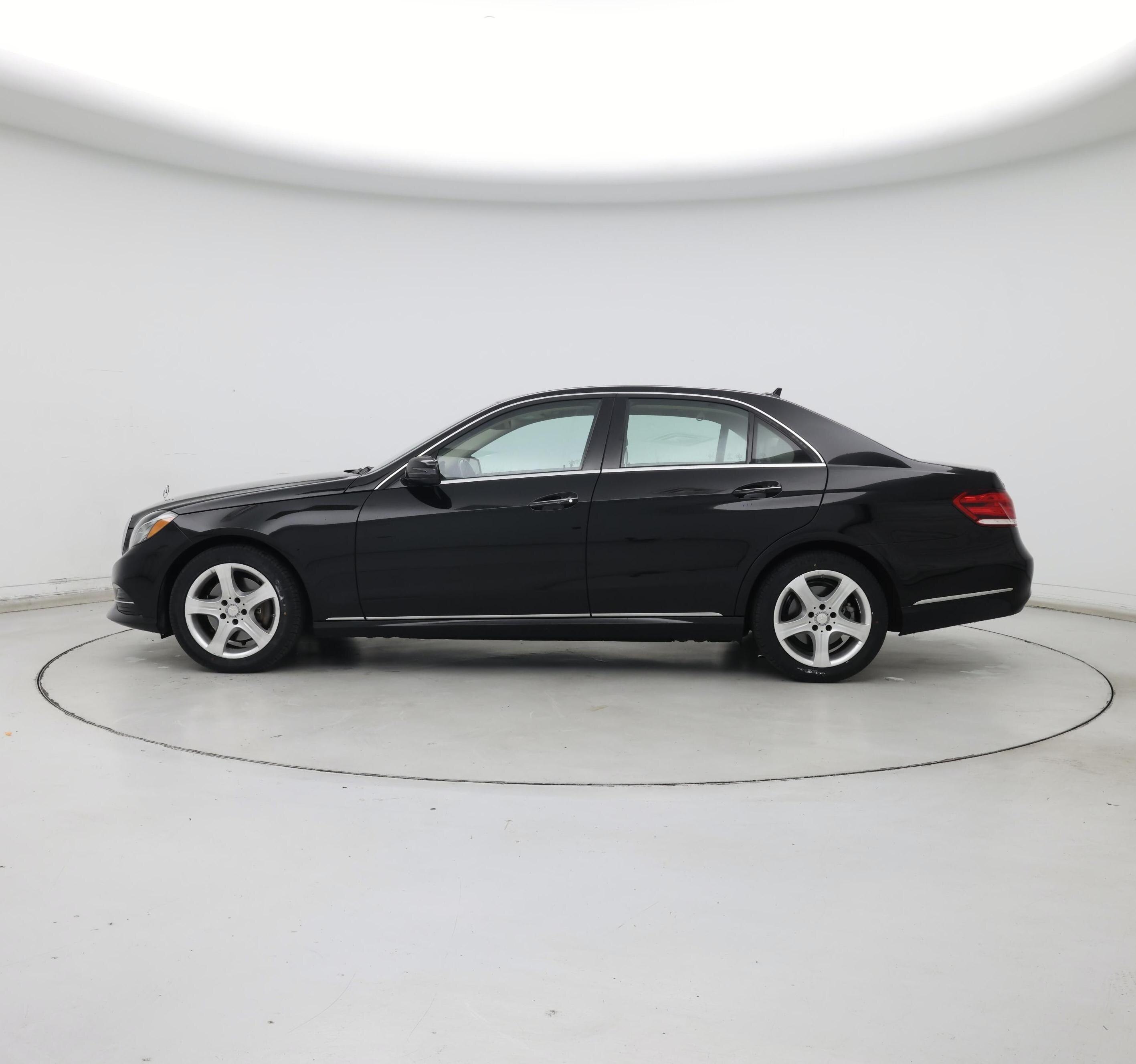 Thumbnail: 2014 Mercedes-Benz E-Class - 3
