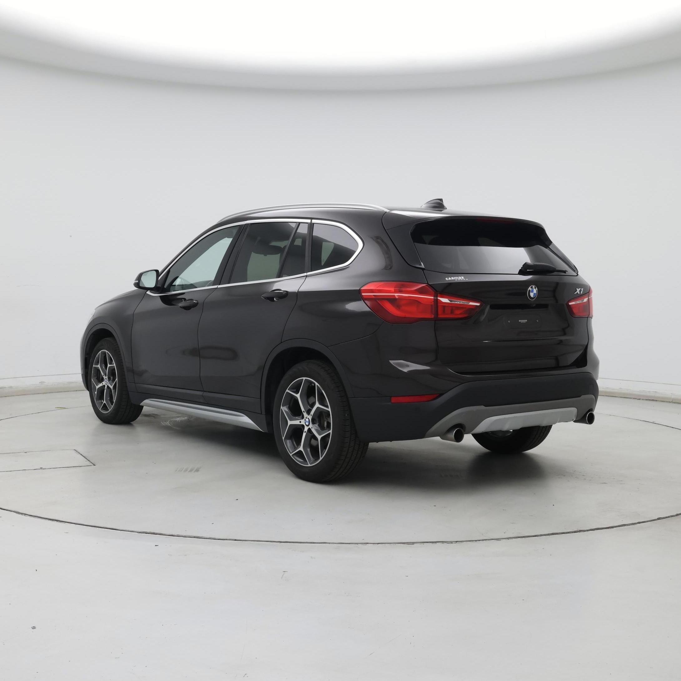 Thumbnail: 2017 BMW X1 - 2