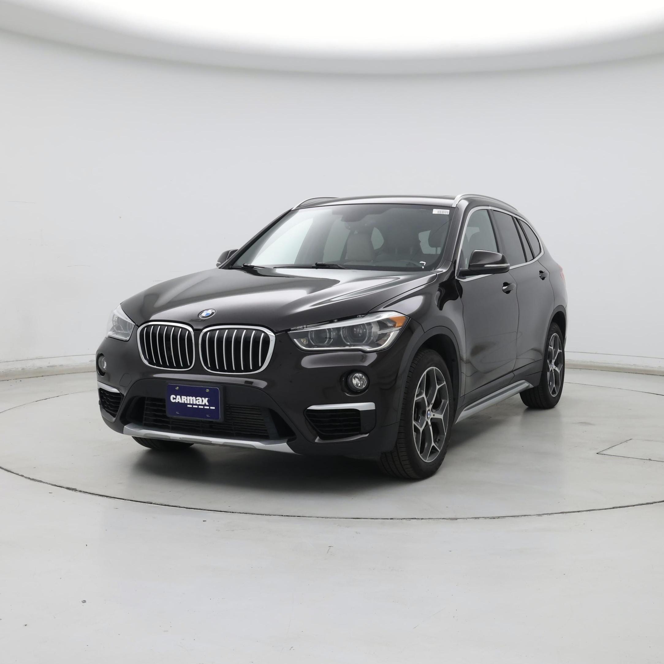 Thumbnail: 2017 BMW X1 - 4
