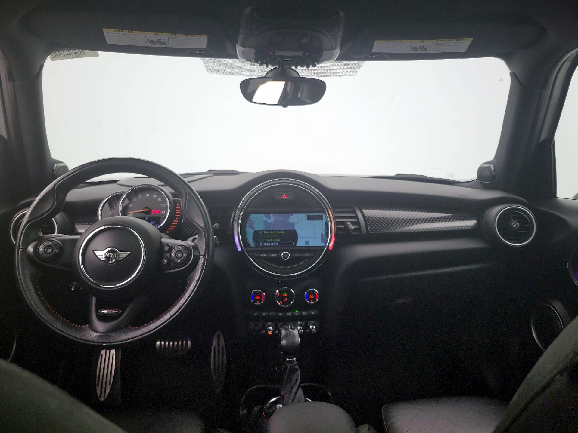 Thumbnail: 2015 MINI Cooper Hardtop - 9