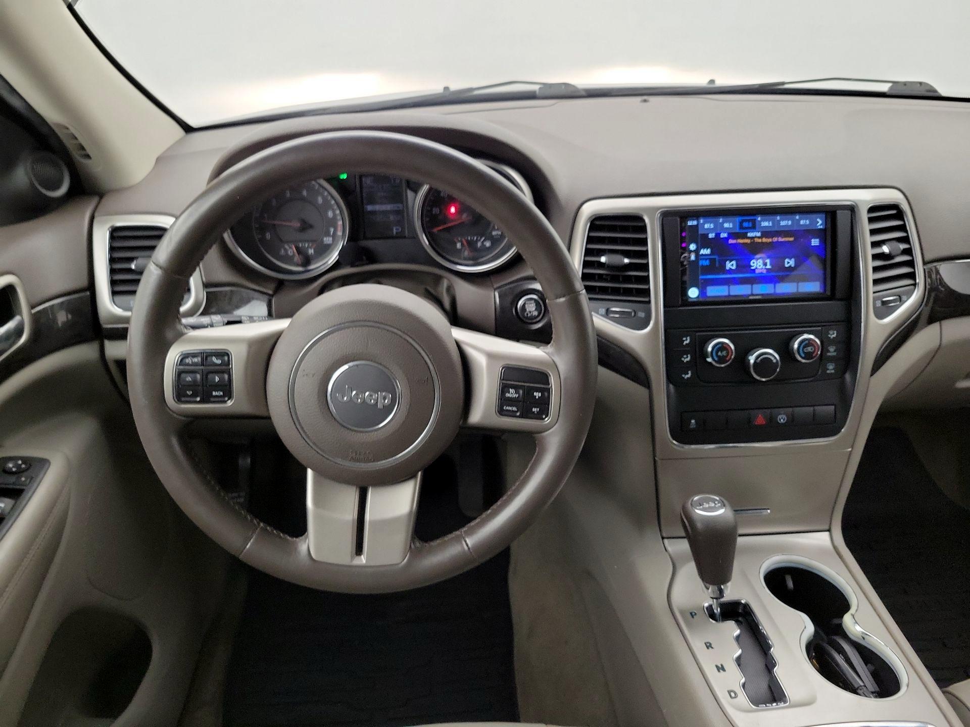 Thumbnail: 2013 Jeep Grand Cherokee - 10