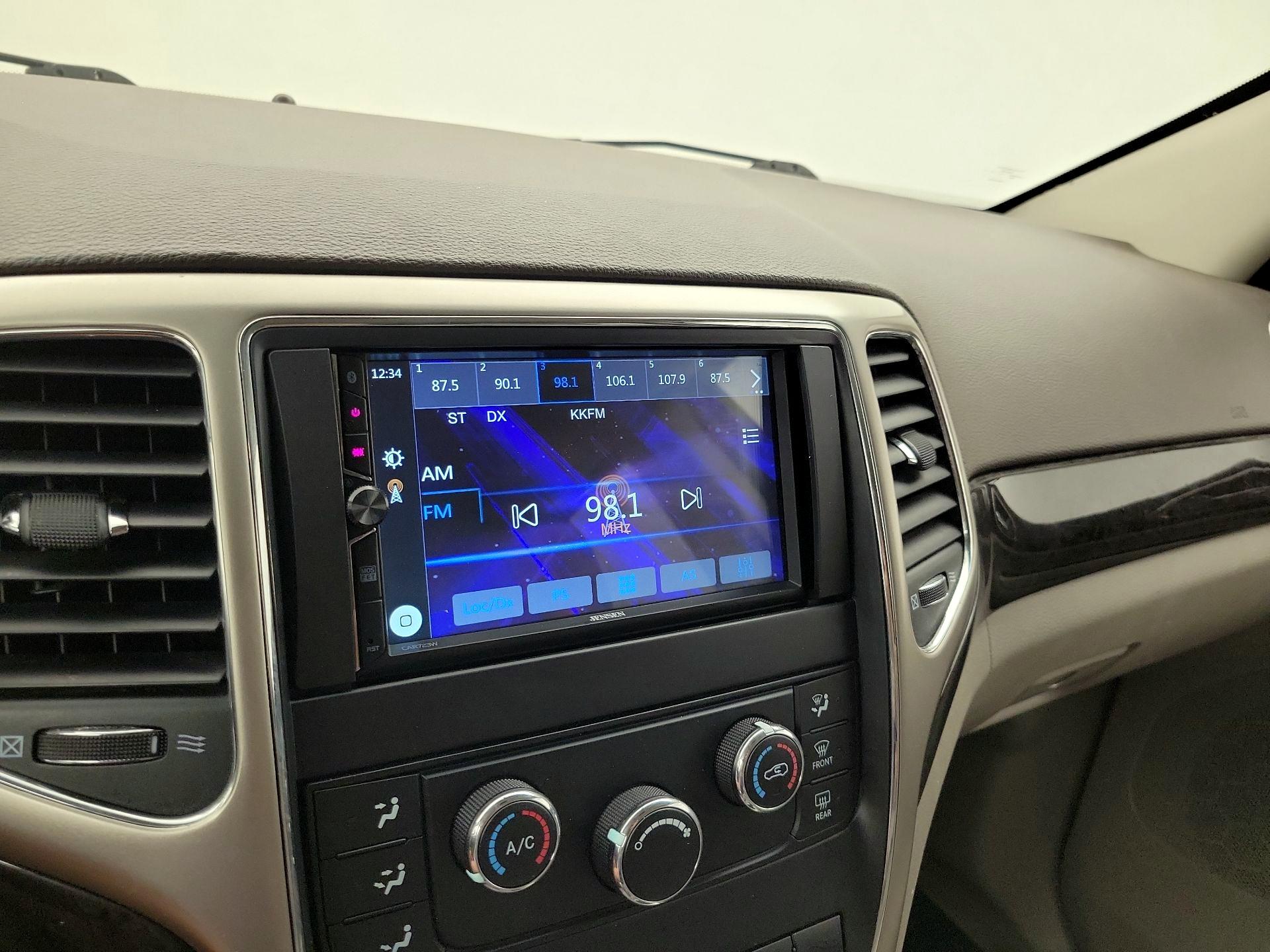 Thumbnail: 2013 Jeep Grand Cherokee - 15