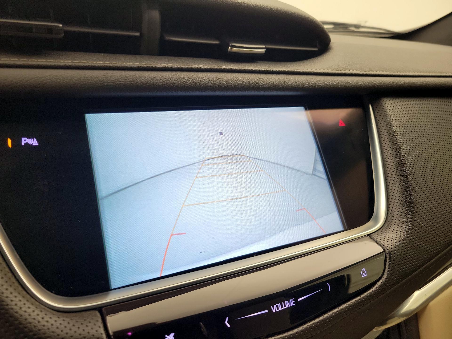 Thumbnail: 2019 Cadillac XT5 - 15