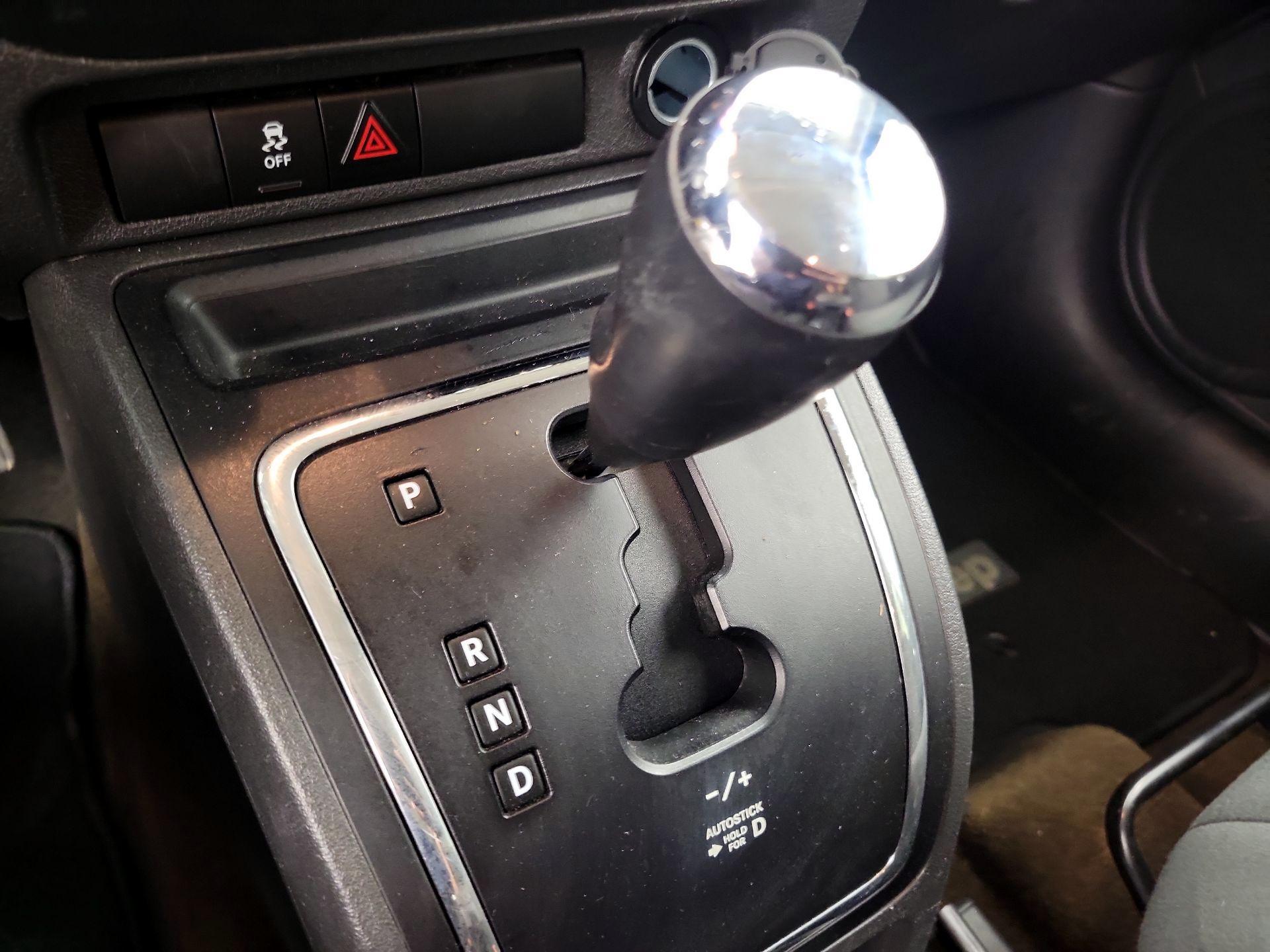 Thumbnail: 2014 Jeep Patriot - 15