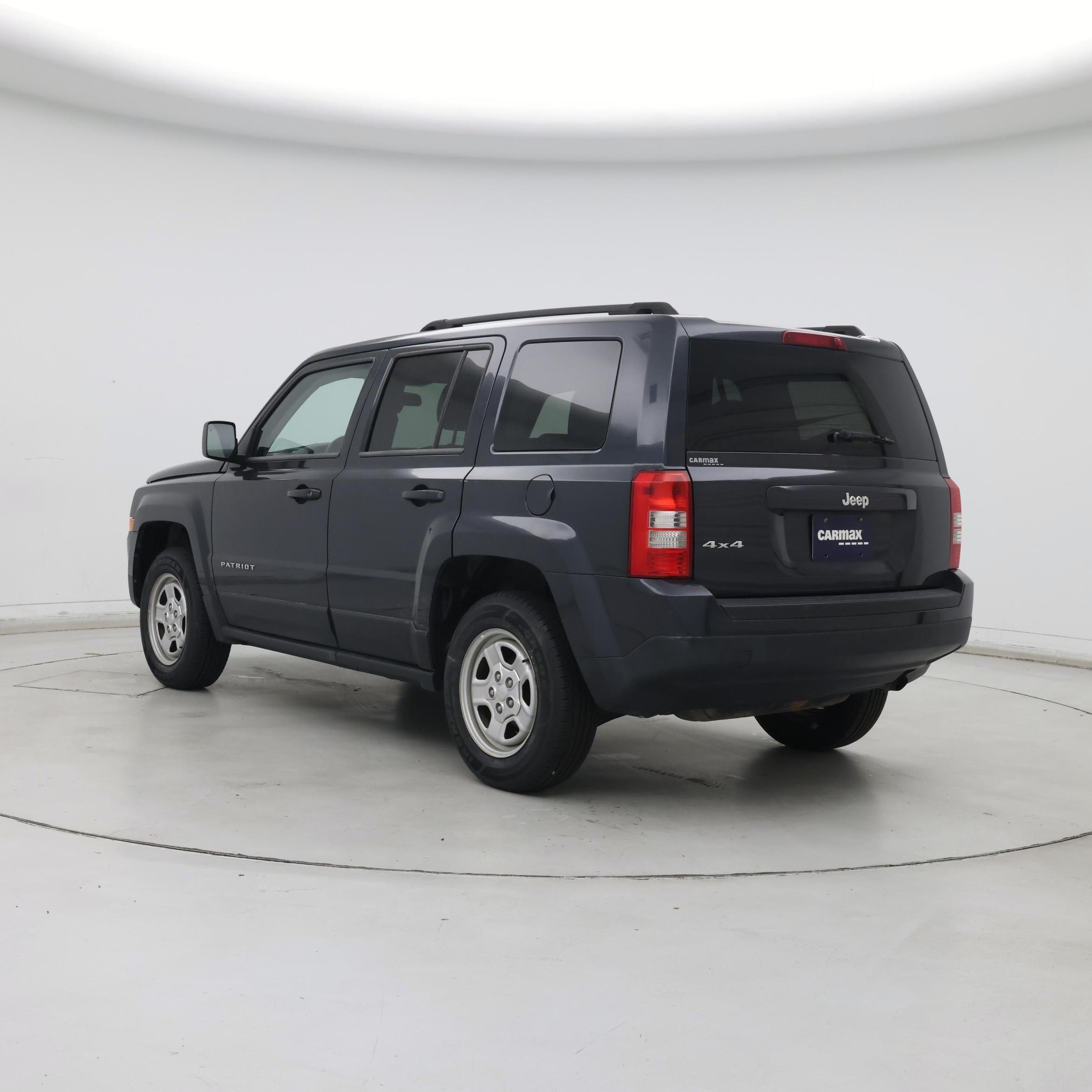 Thumbnail: 2014 Jeep Patriot - 2