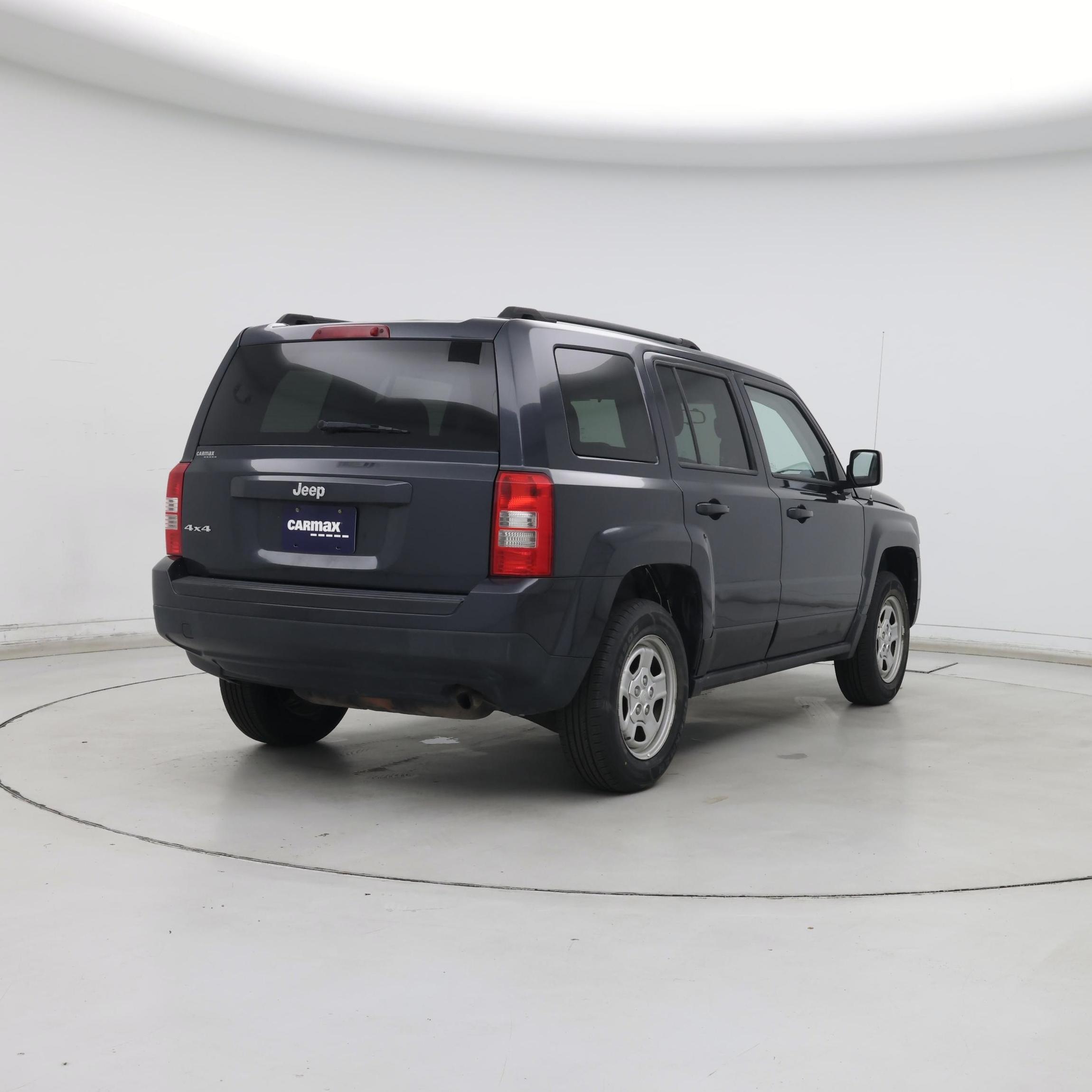 Thumbnail: 2014 Jeep Patriot - 8