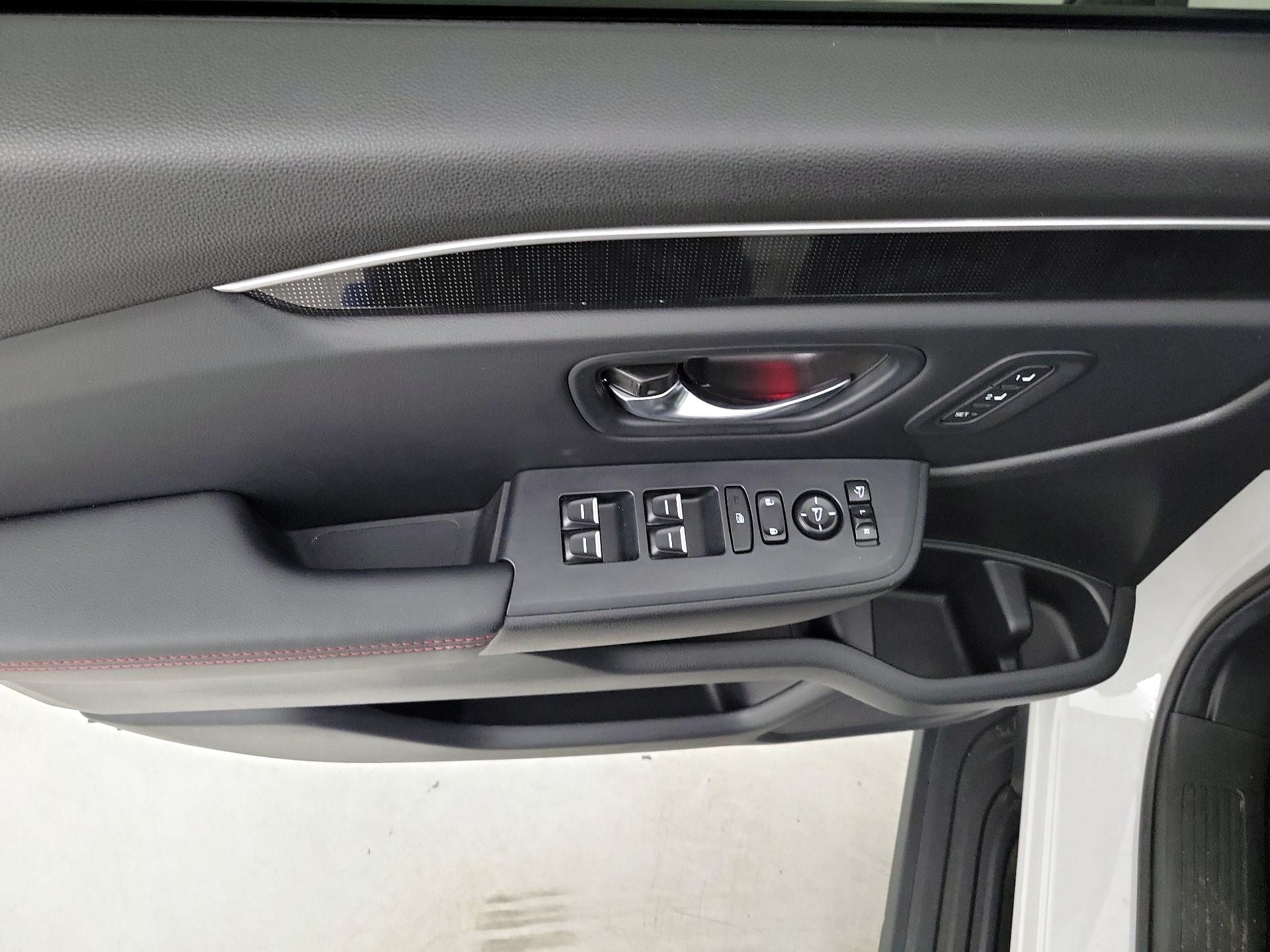Thumbnail: 2025 Honda Pilot - 12