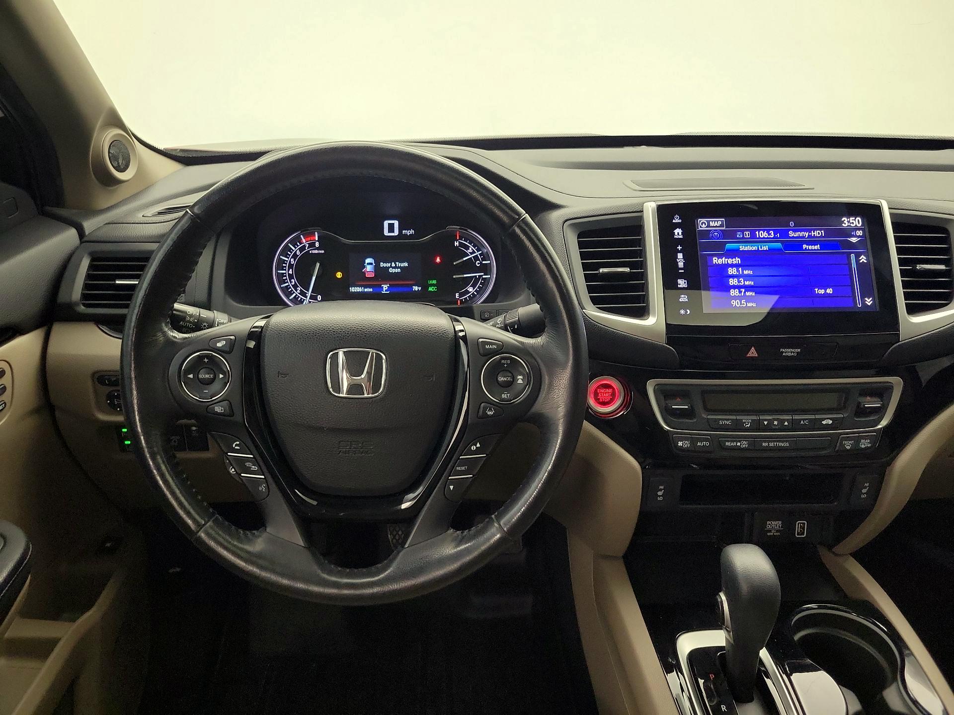Thumbnail: 2019 Honda Ridgeline - 10