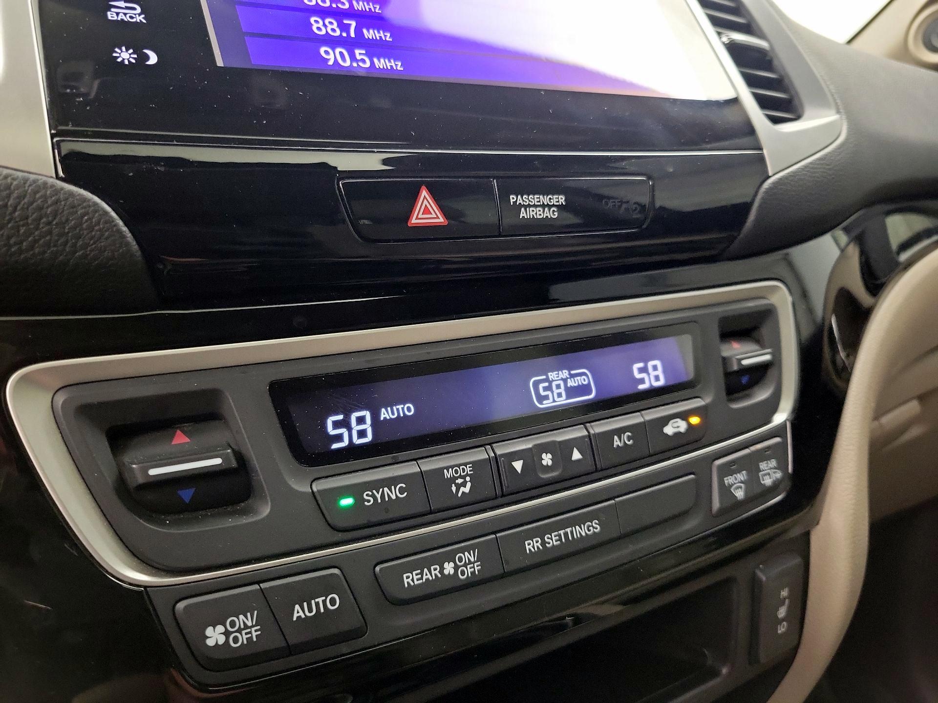 Thumbnail: 2019 Honda Ridgeline - 16