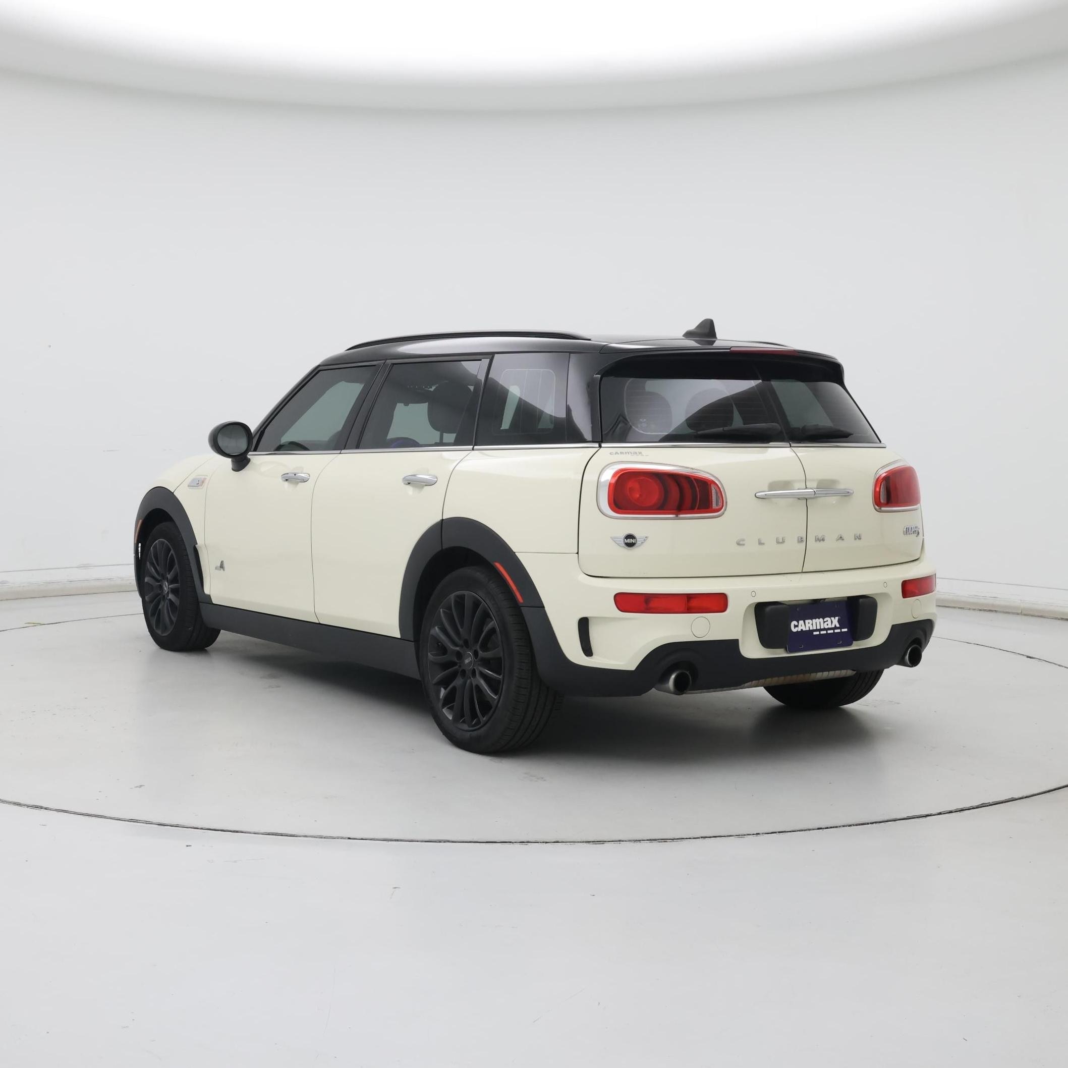 Thumbnail: 2017 MINI Cooper Clubman - 2