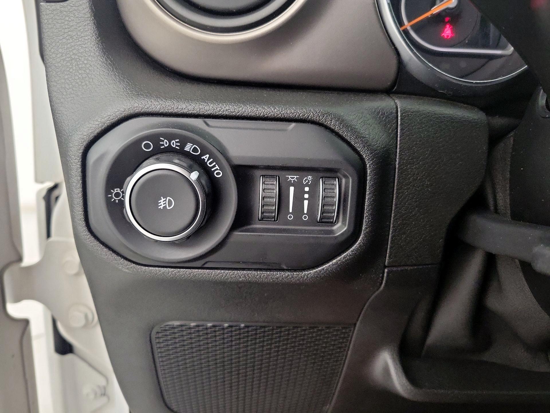 Thumbnail: 2020 Jeep Wrangler - 13