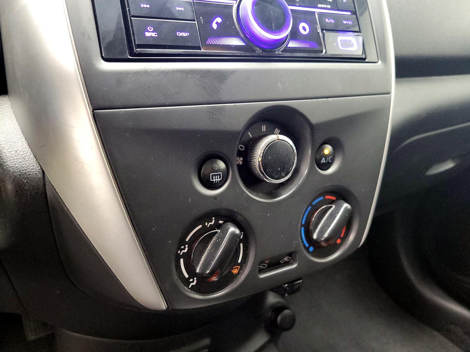 Thumbnail: 2018 Nissan Versa - 15
