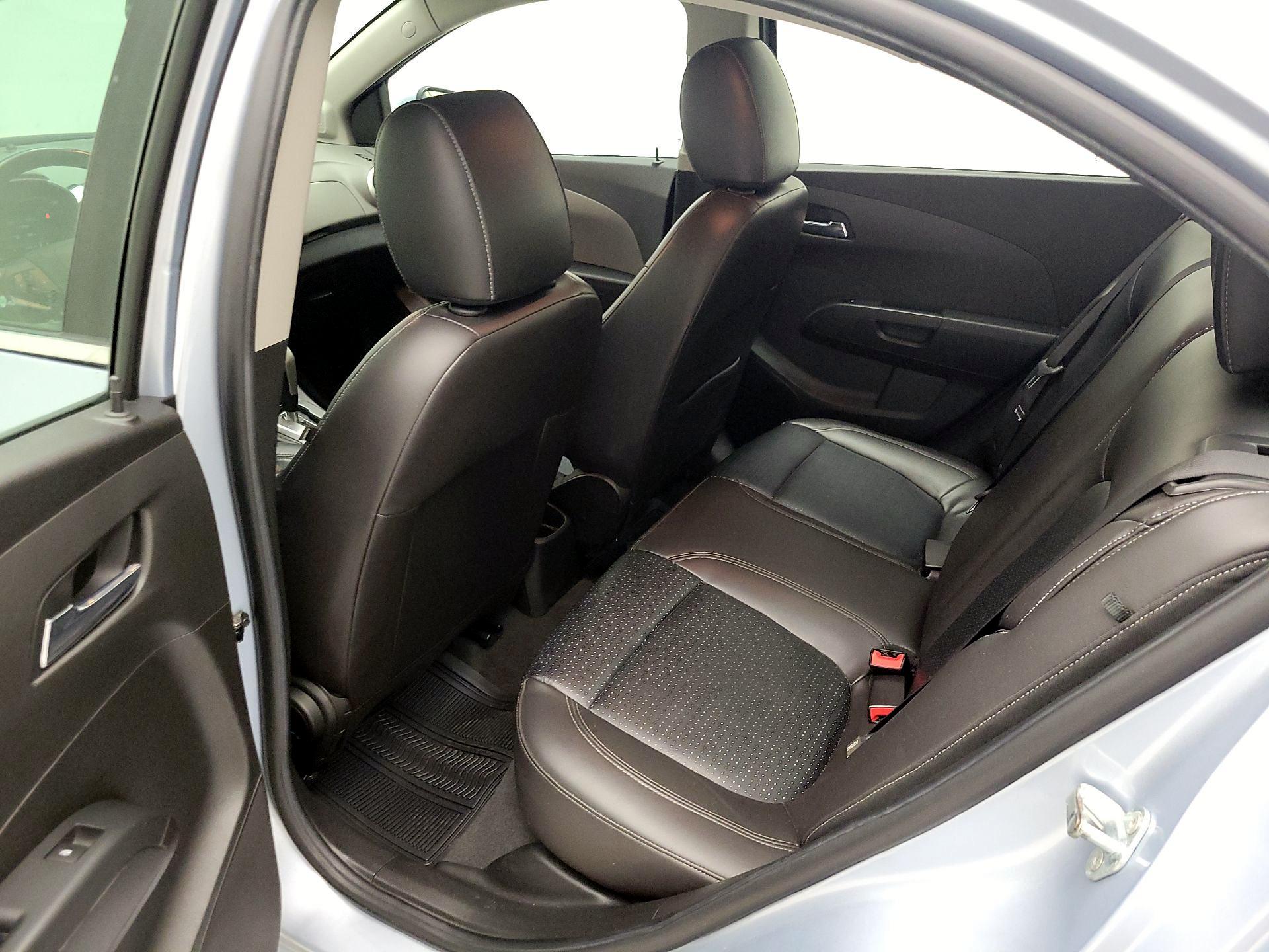 Thumbnail: 2017 Chevrolet Sonic - 19