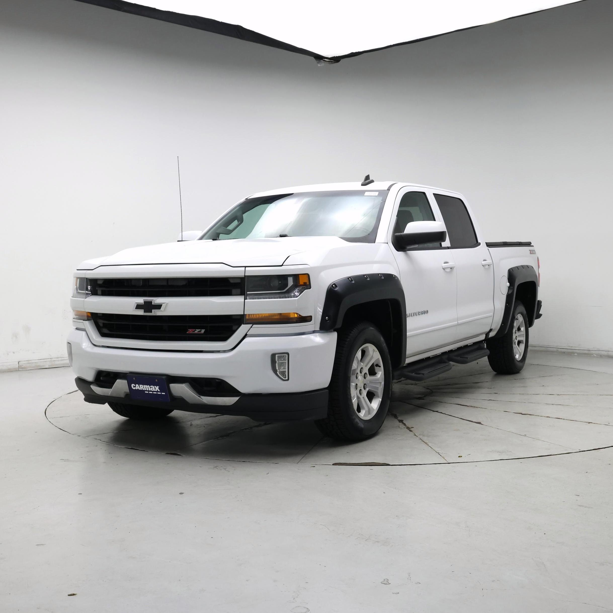 Thumbnail: 2017 Chevrolet Silverado 1500 - 4