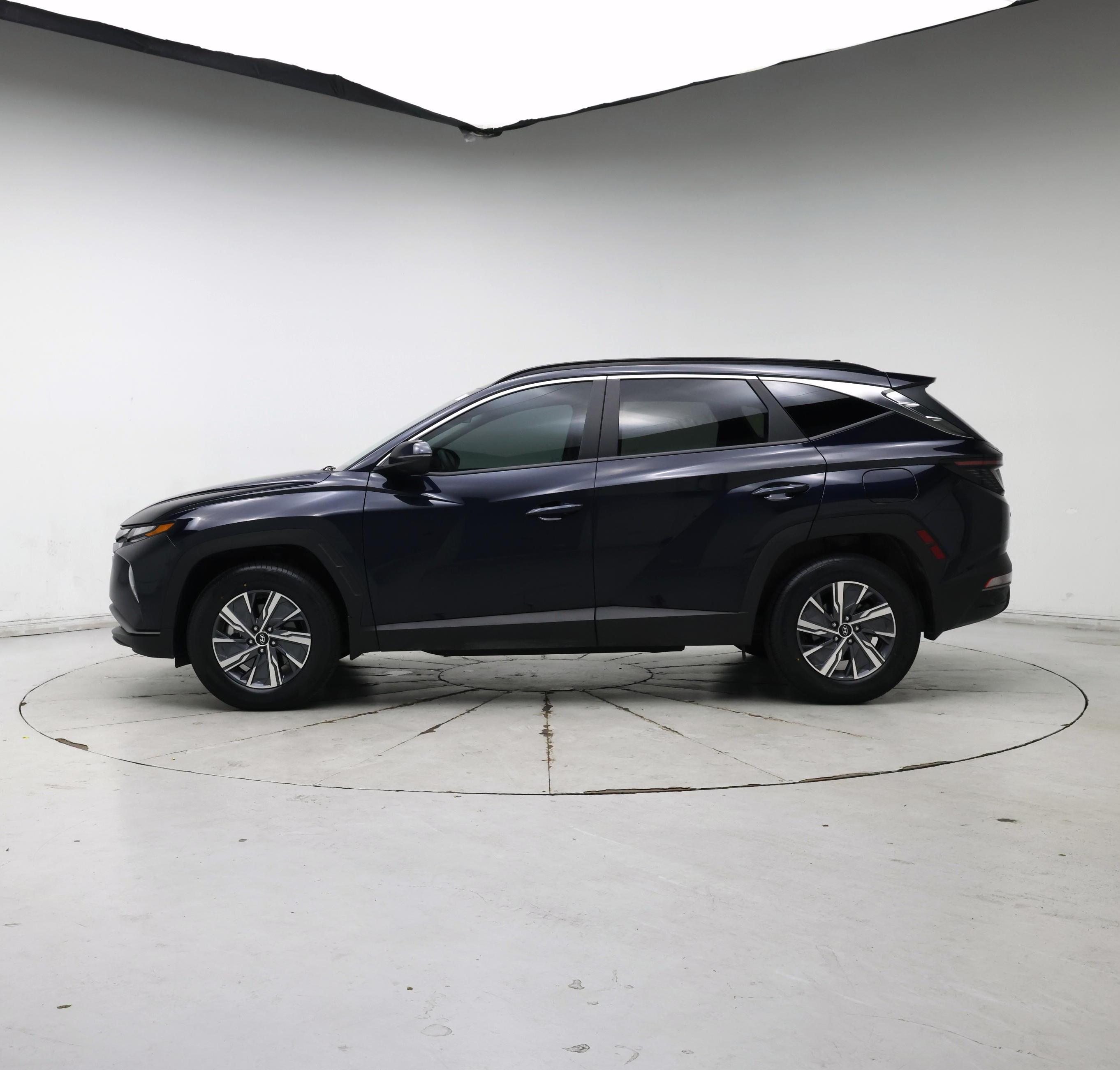 Thumbnail: 2023 Hyundai Tucson - 3