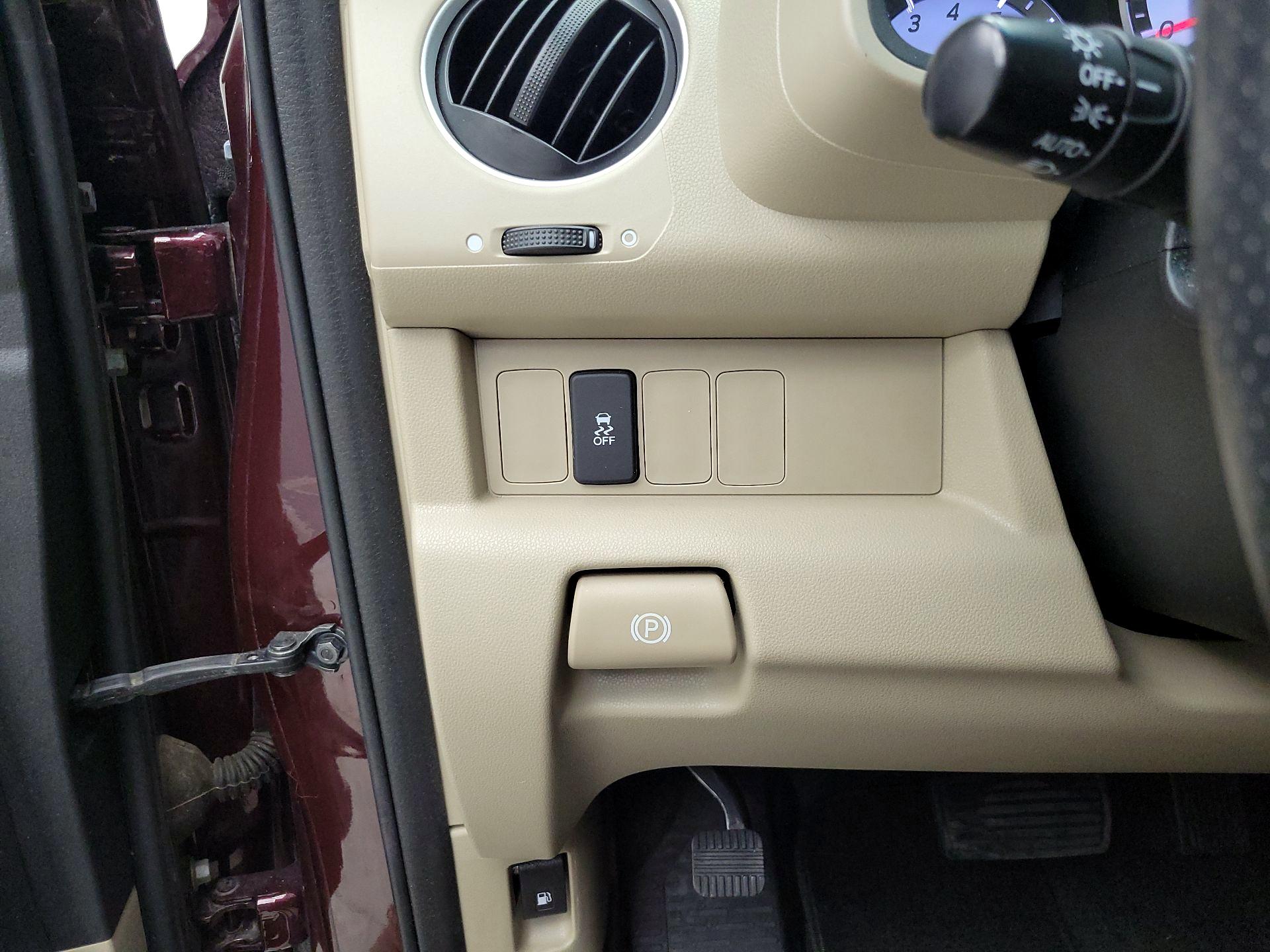 Thumbnail: 2014 Honda Pilot - 13