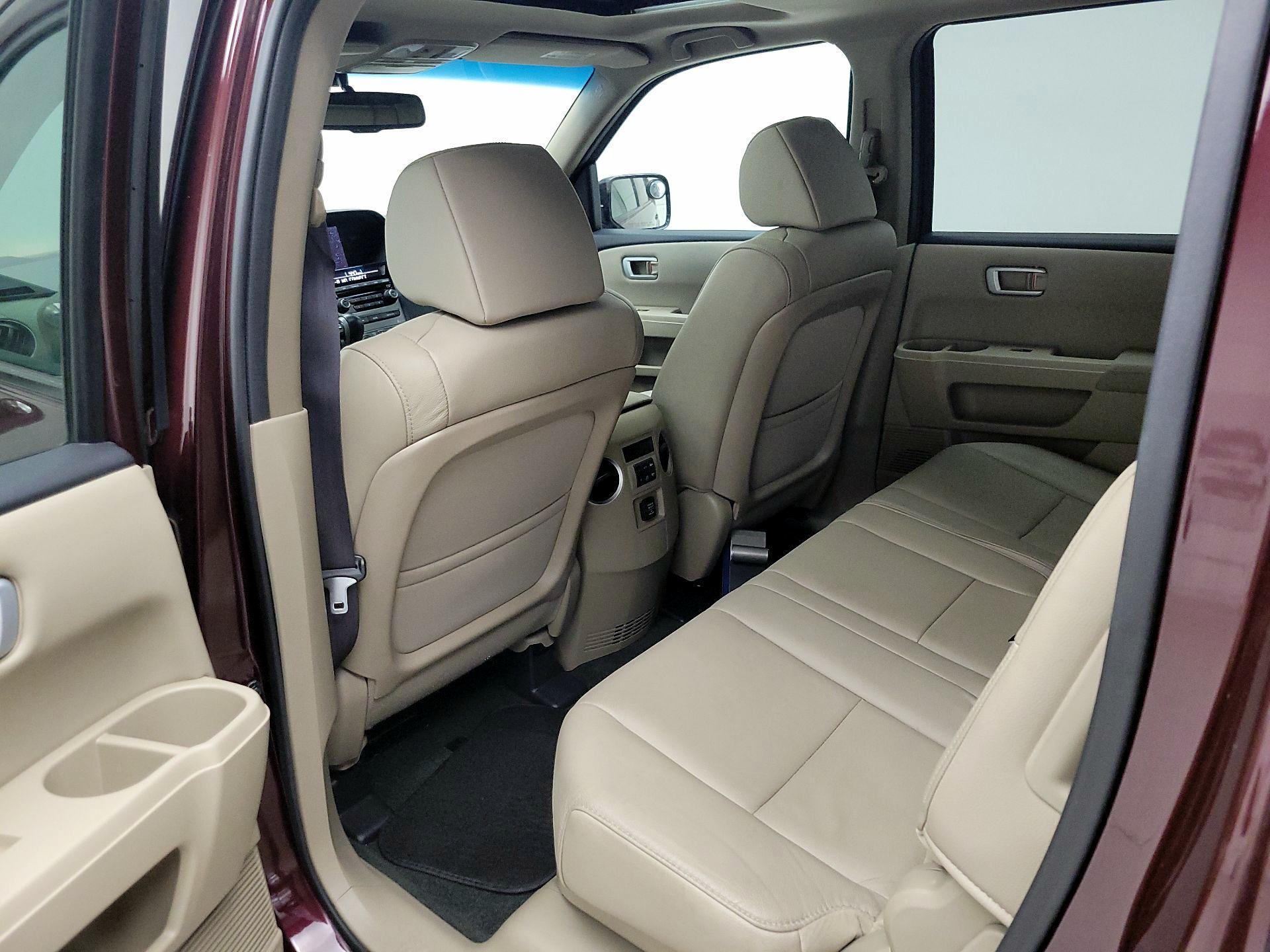 Thumbnail: 2014 Honda Pilot - 18