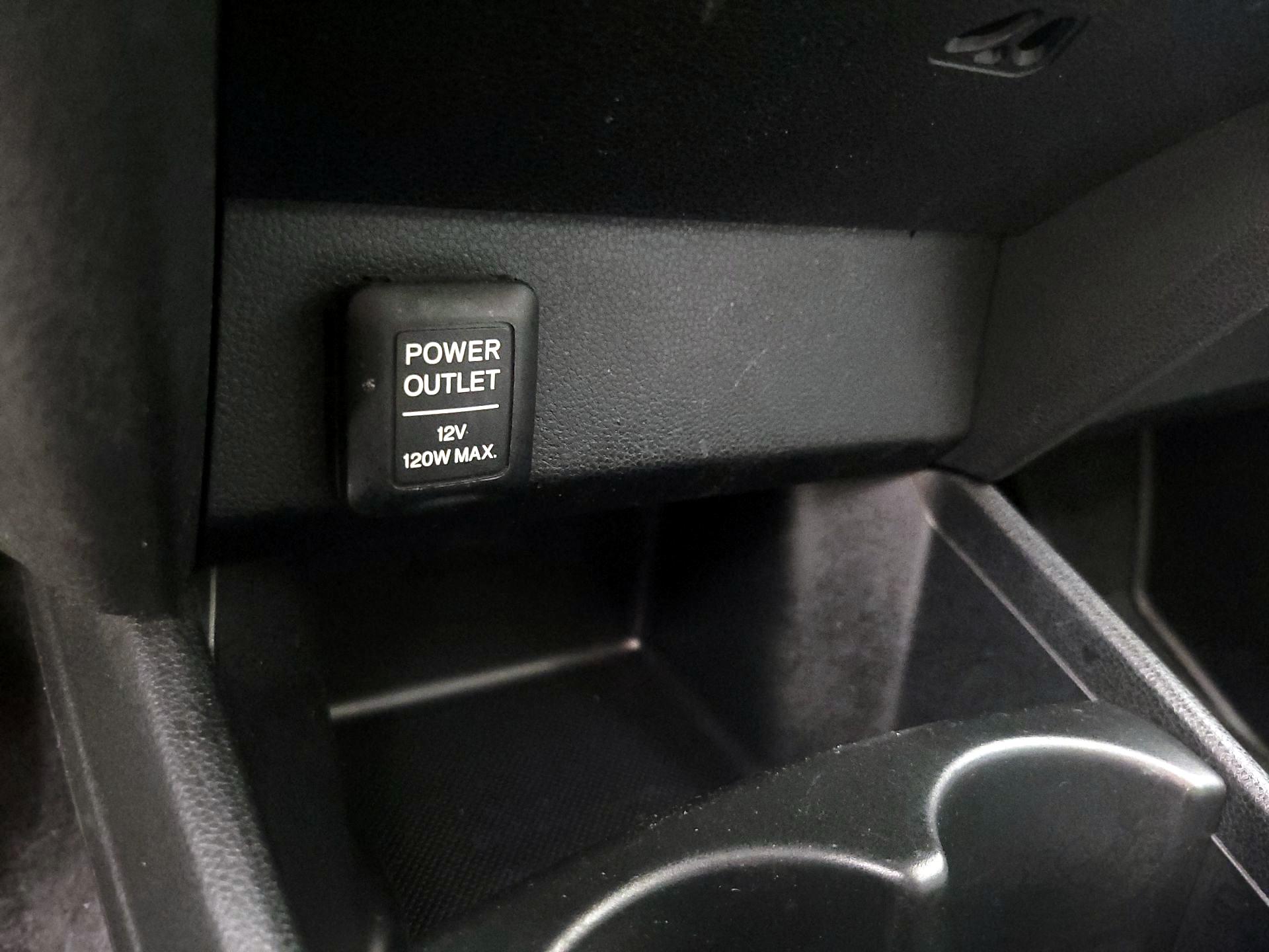 Thumbnail: 2013 Honda Fit - 17