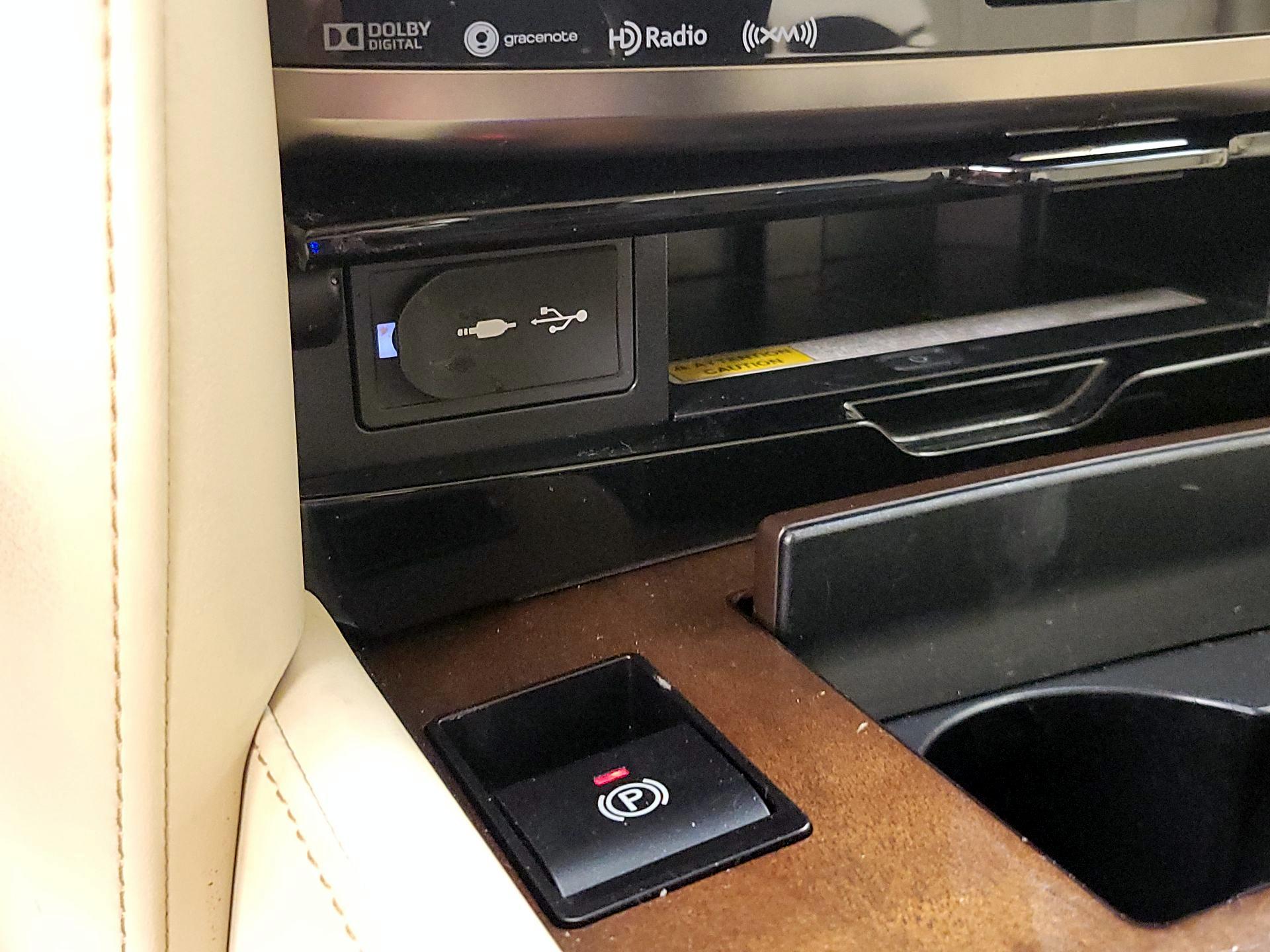 Thumbnail: 2016 Lexus LX - 19