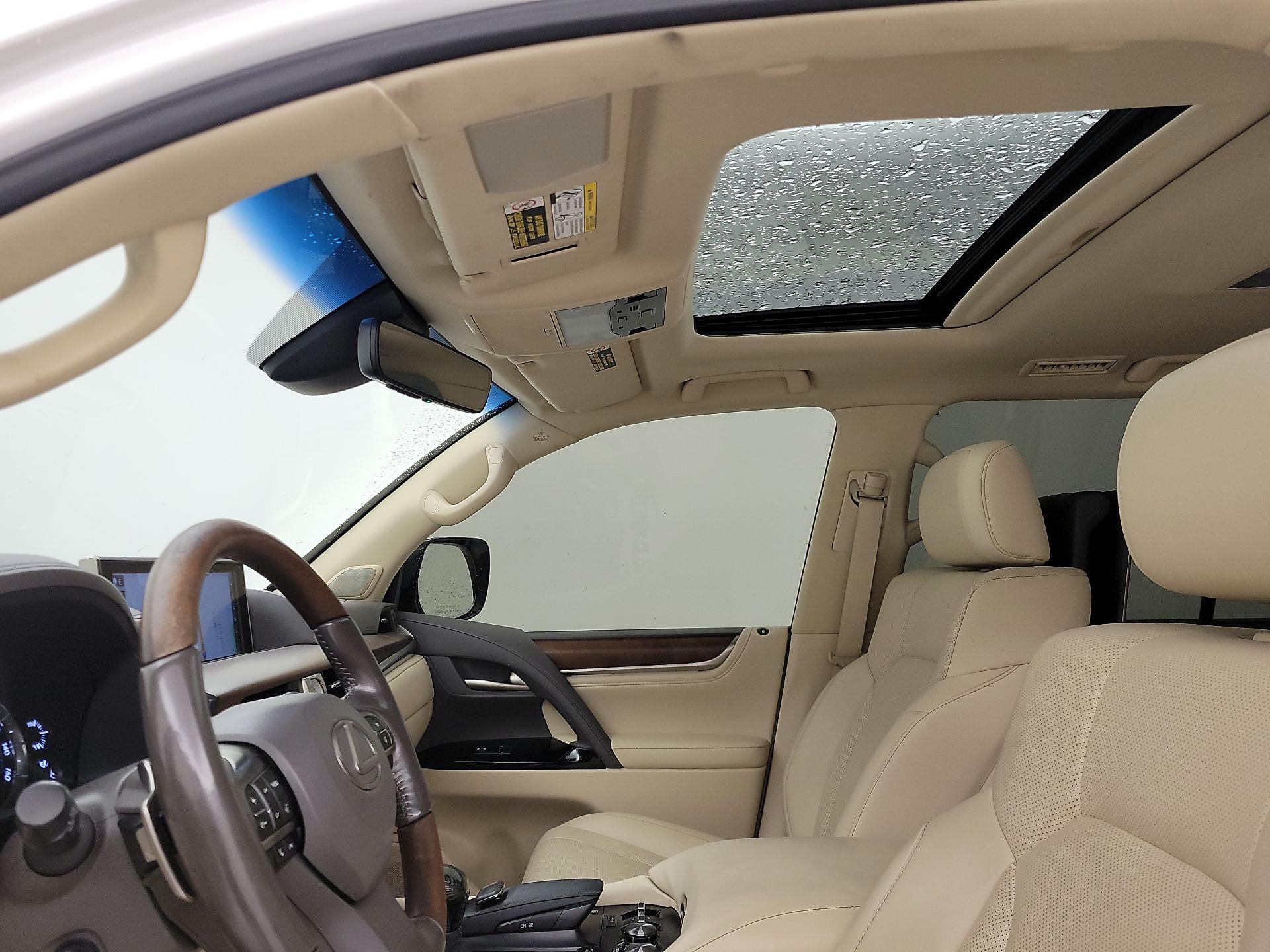 Thumbnail: 2016 Lexus LX - 20