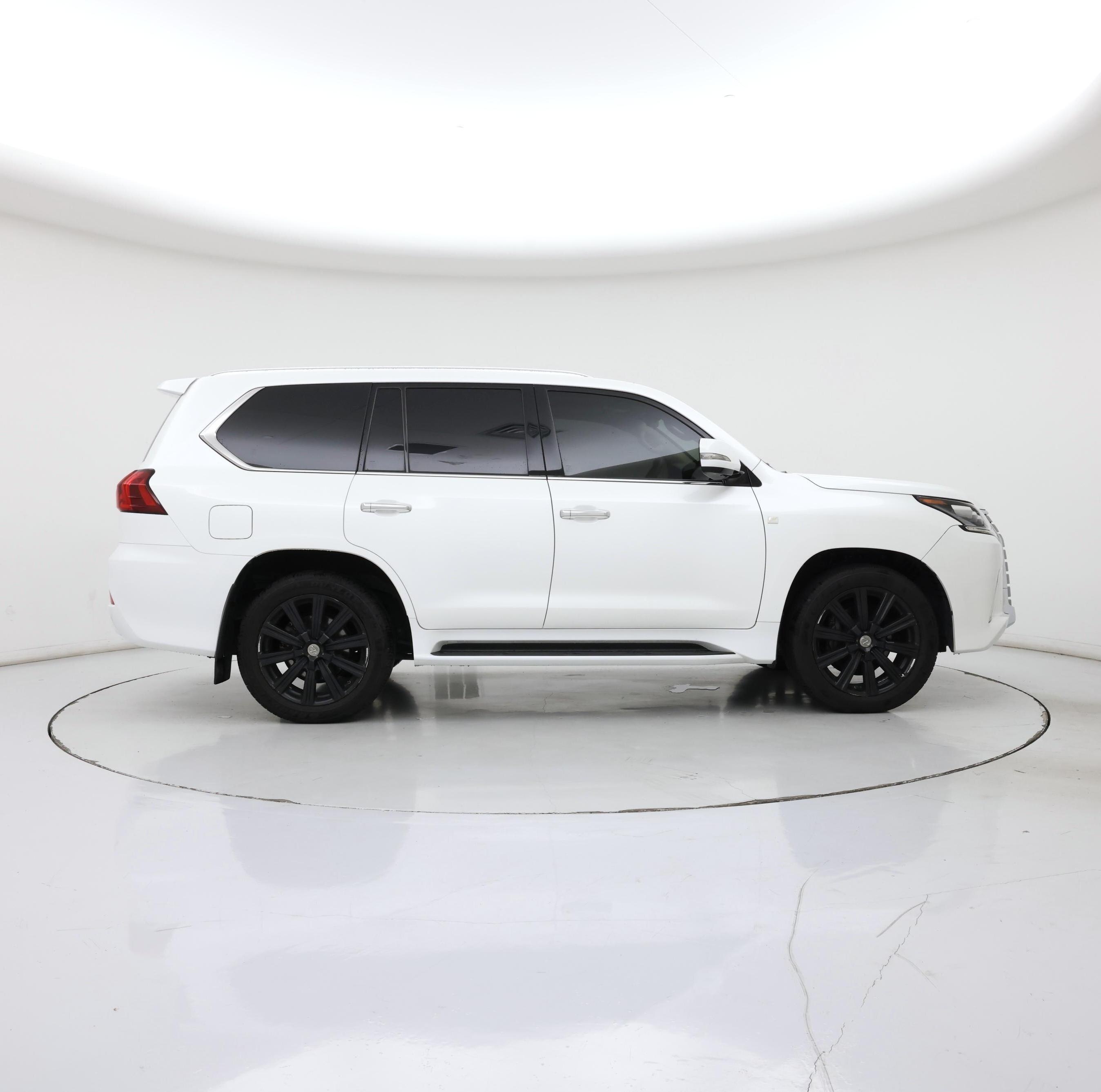 Thumbnail: 2016 Lexus LX - 7