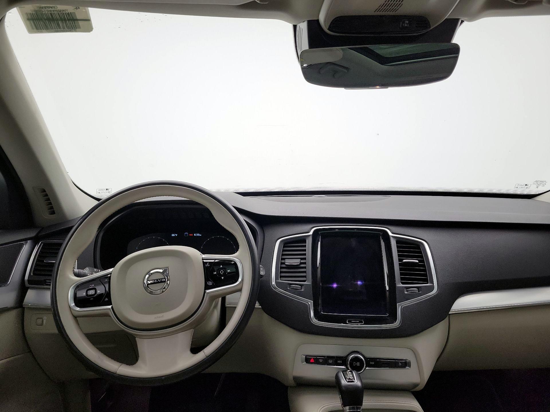 Thumbnail: 2017 Volvo XC90 - 9