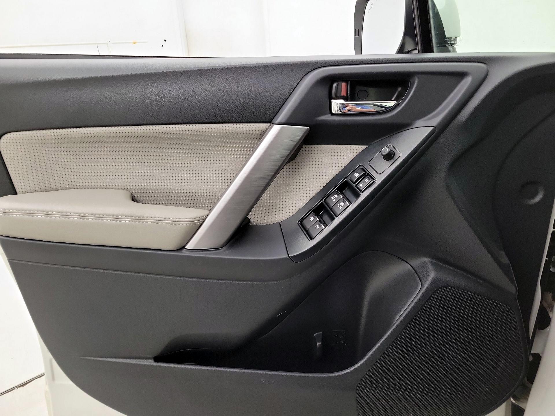 Thumbnail: 2017 Subaru Forester - 12