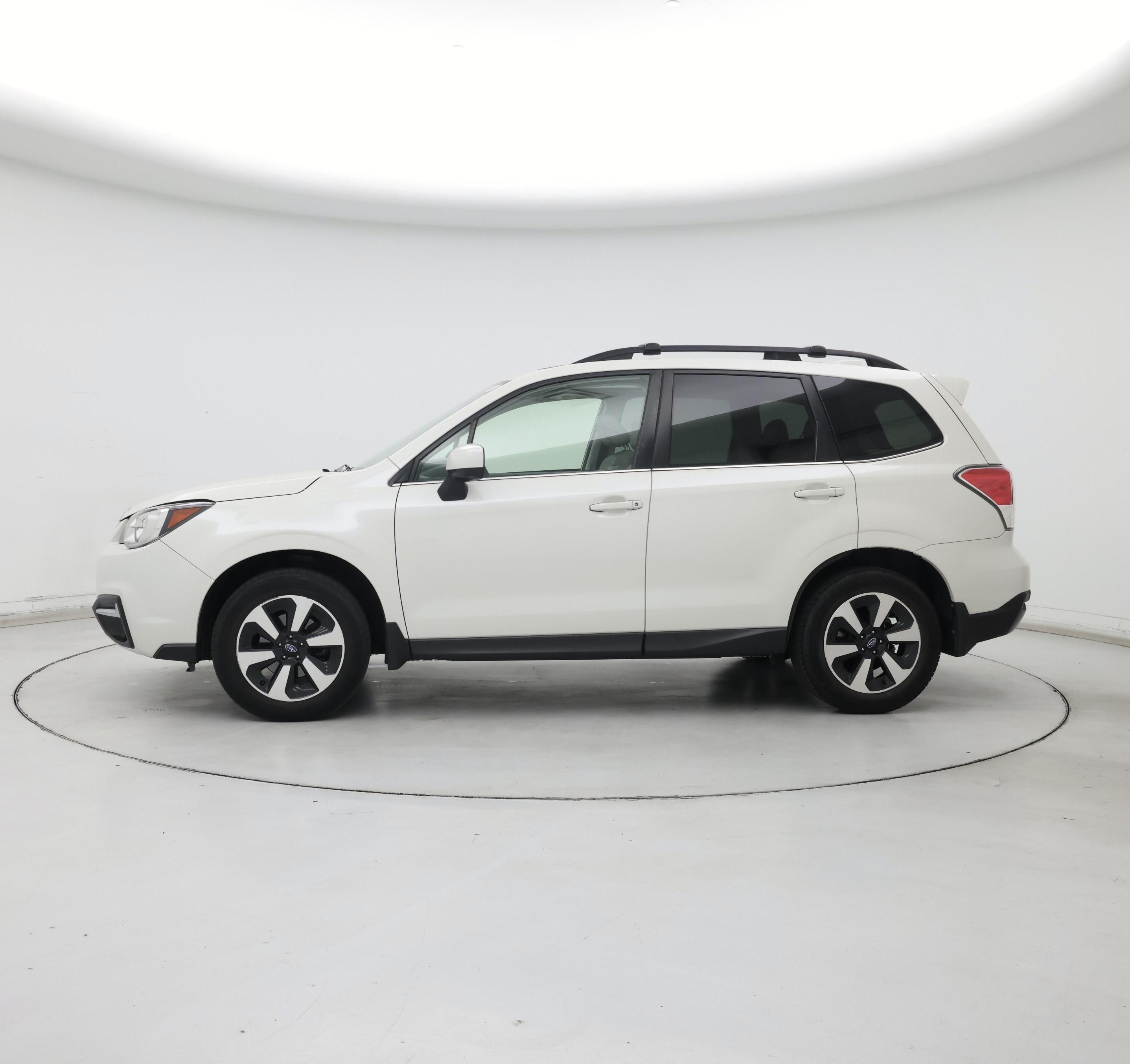 Thumbnail: 2017 Subaru Forester - 3