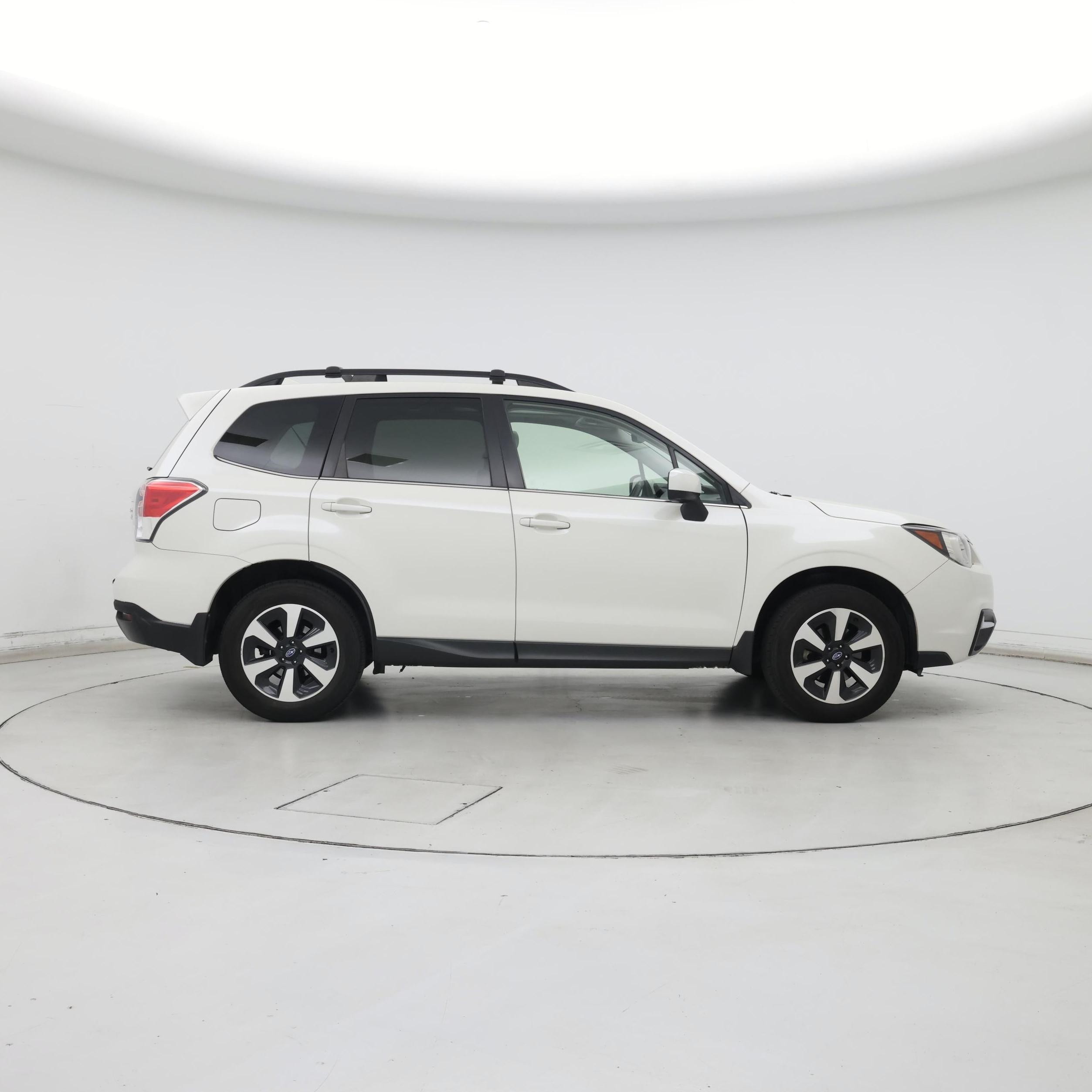 Thumbnail: 2017 Subaru Forester - 7