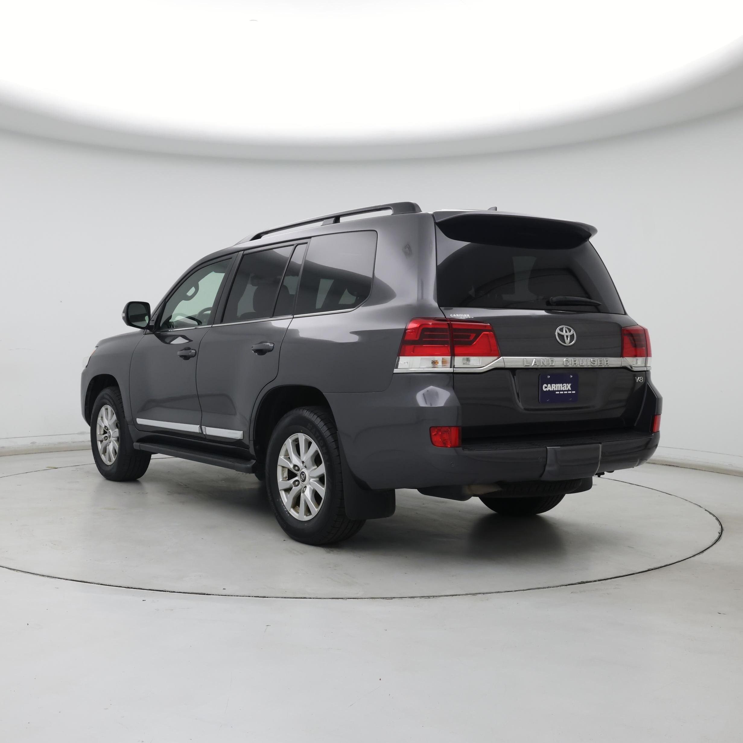 Thumbnail: 2016 Toyota Land Cruiser - 2