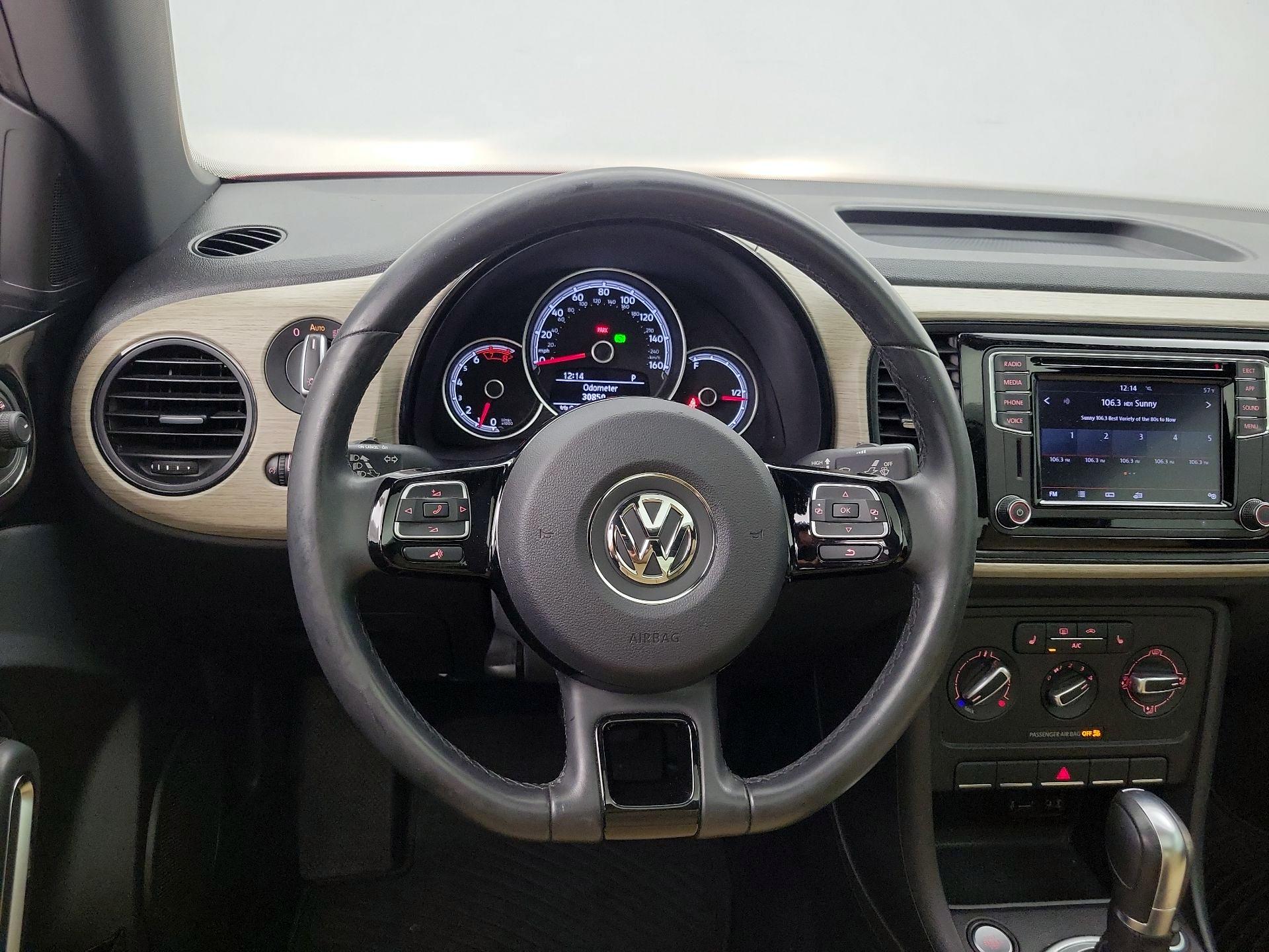Thumbnail: 2018 Volkswagen Beetle - 10