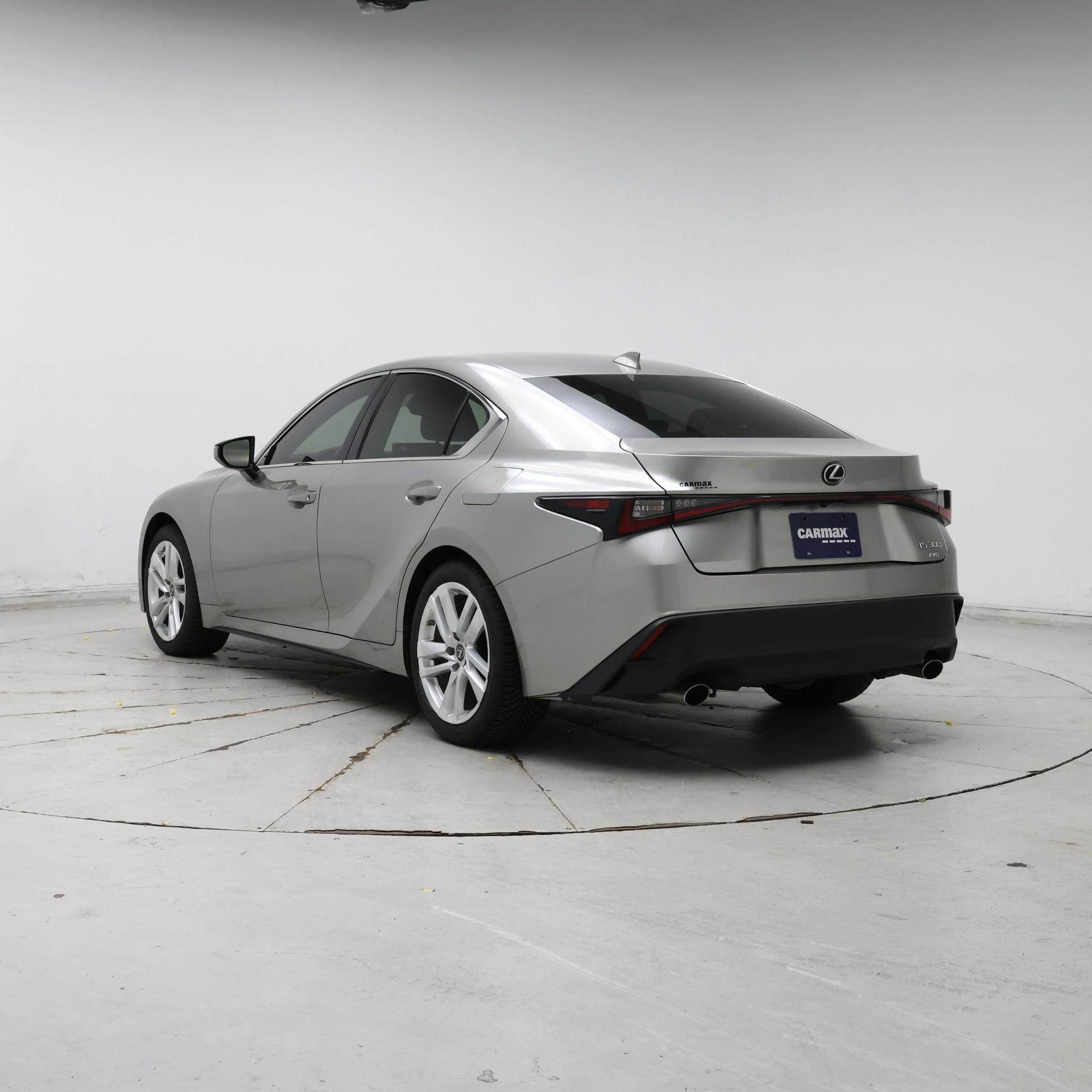 Thumbnail: 2021 Lexus IS - 2