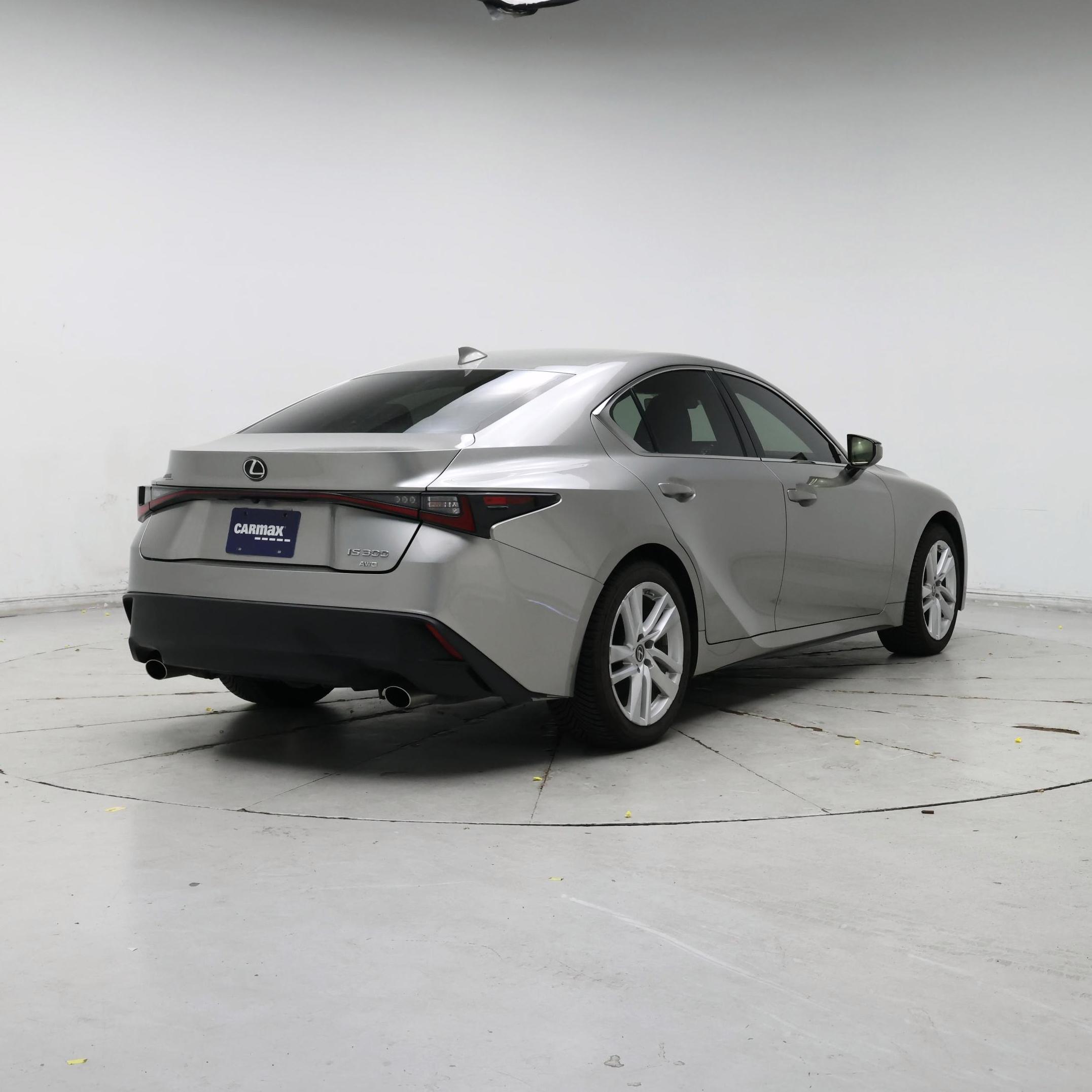 Thumbnail: 2021 Lexus IS - 8