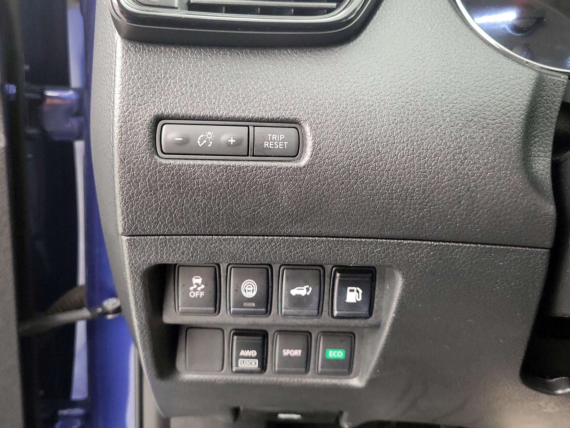 Thumbnail: 2019 Nissan Rogue - 13