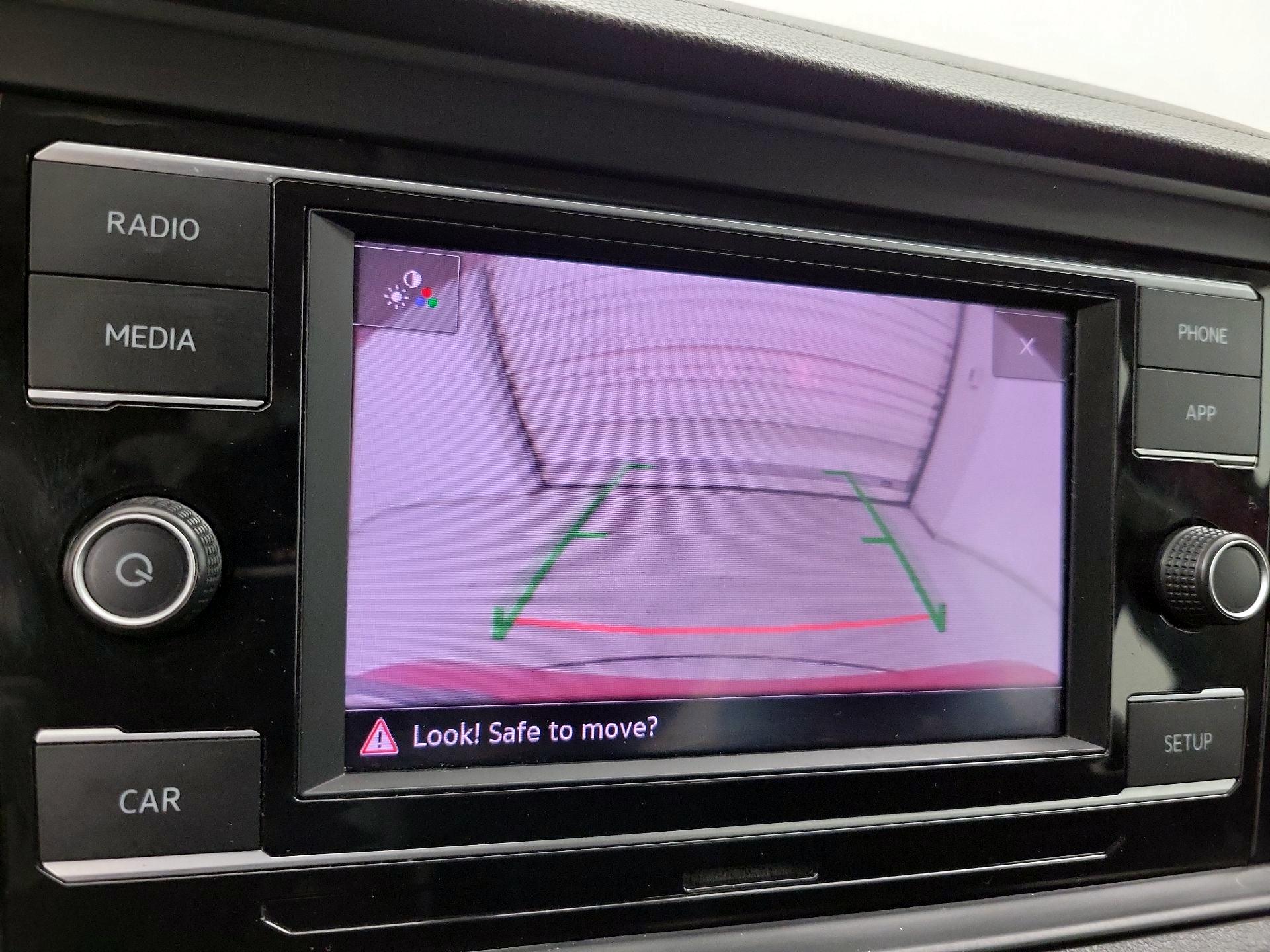 Thumbnail: 2019 Volkswagen Jetta - 14