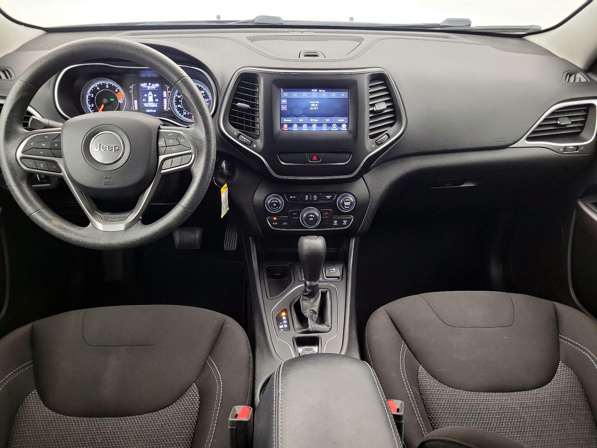 Thumbnail: 2019 Jeep Cherokee - 9