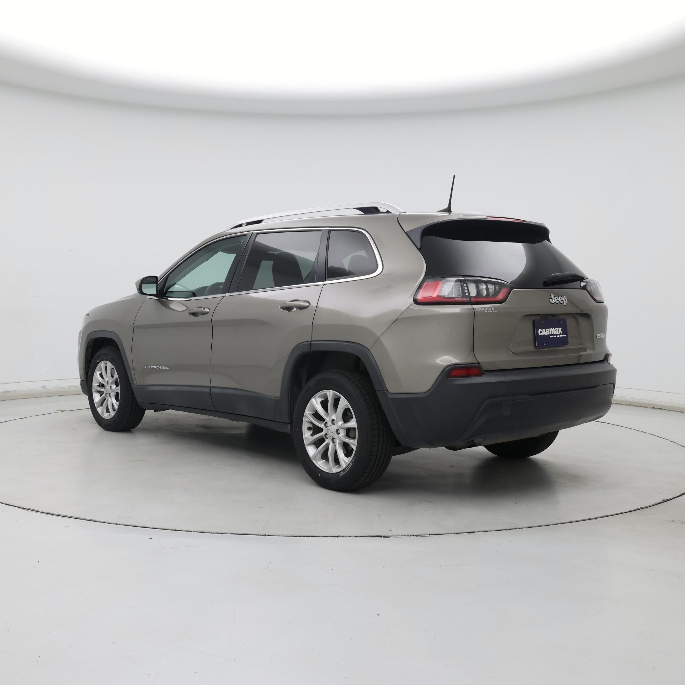 Thumbnail: 2019 Jeep Cherokee - 2